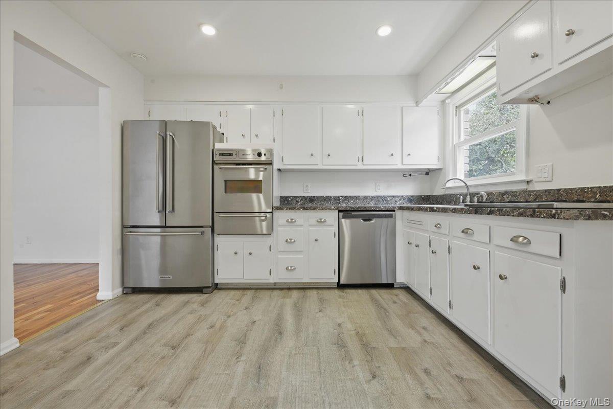 #9 photo, 7 Anchorage Road, Port Washington , NY 11050