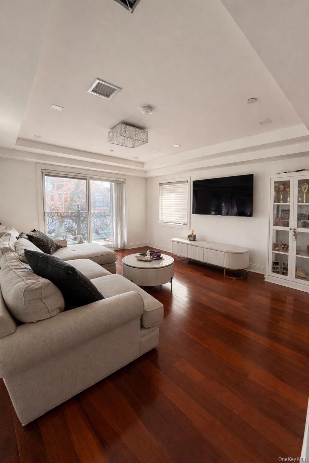 #3 photo, 147-25 18th Avenue, কুইন্‌স Whitestone , NY 11357