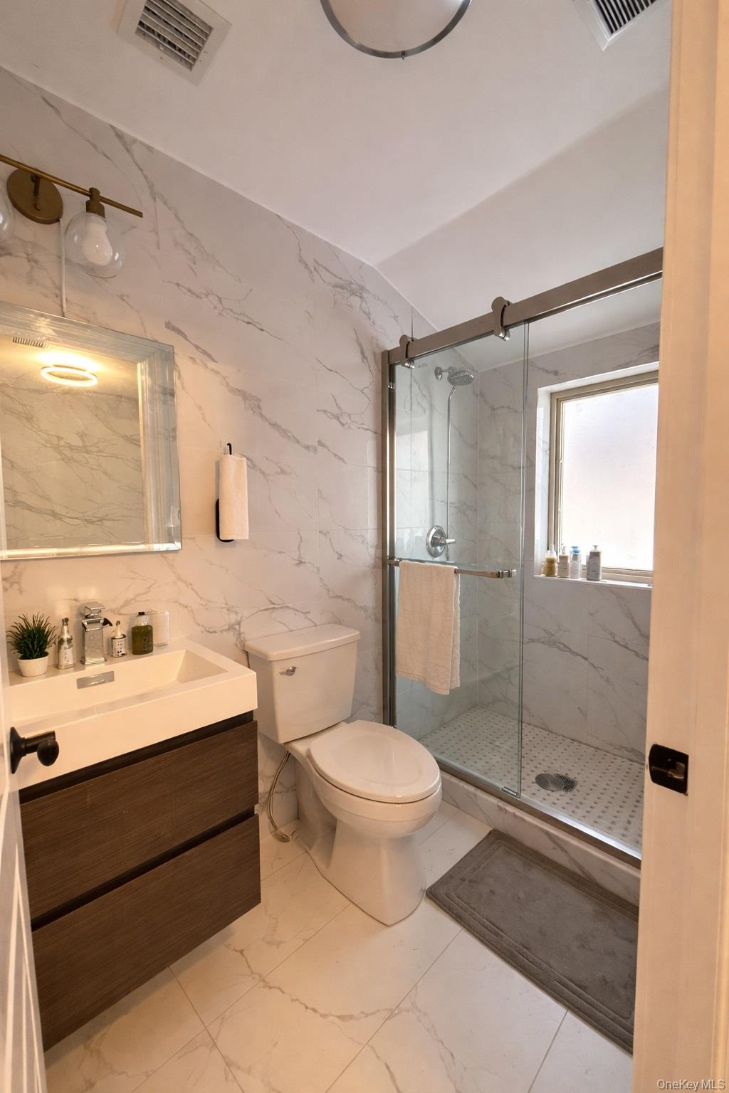 #9 photo, 147-25 18th Avenue, কুইন্‌স Whitestone , NY 11357