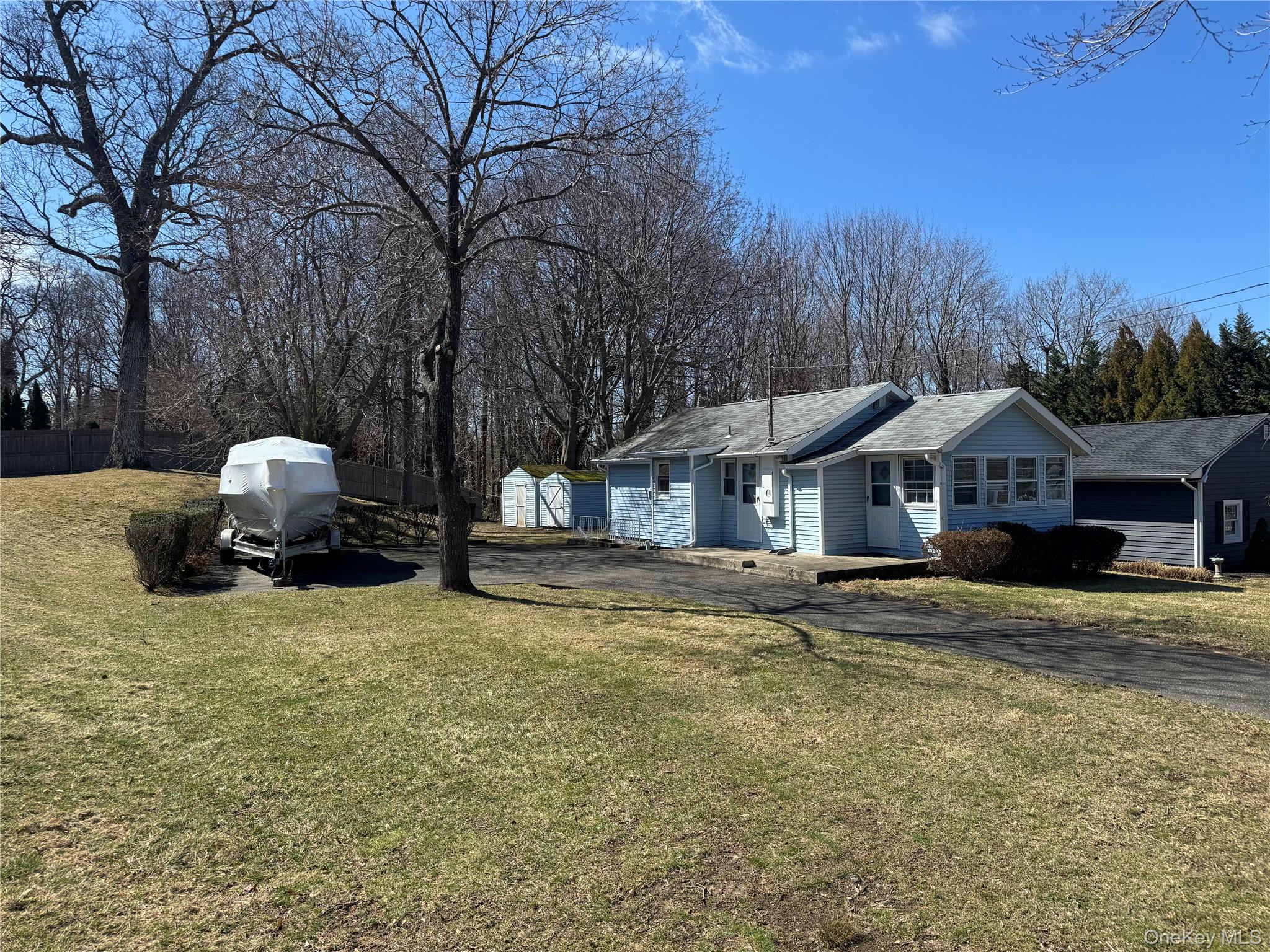 #1 photo, 44 Cedar Drive, Саффолк ‖ Miller Place , NY 11764