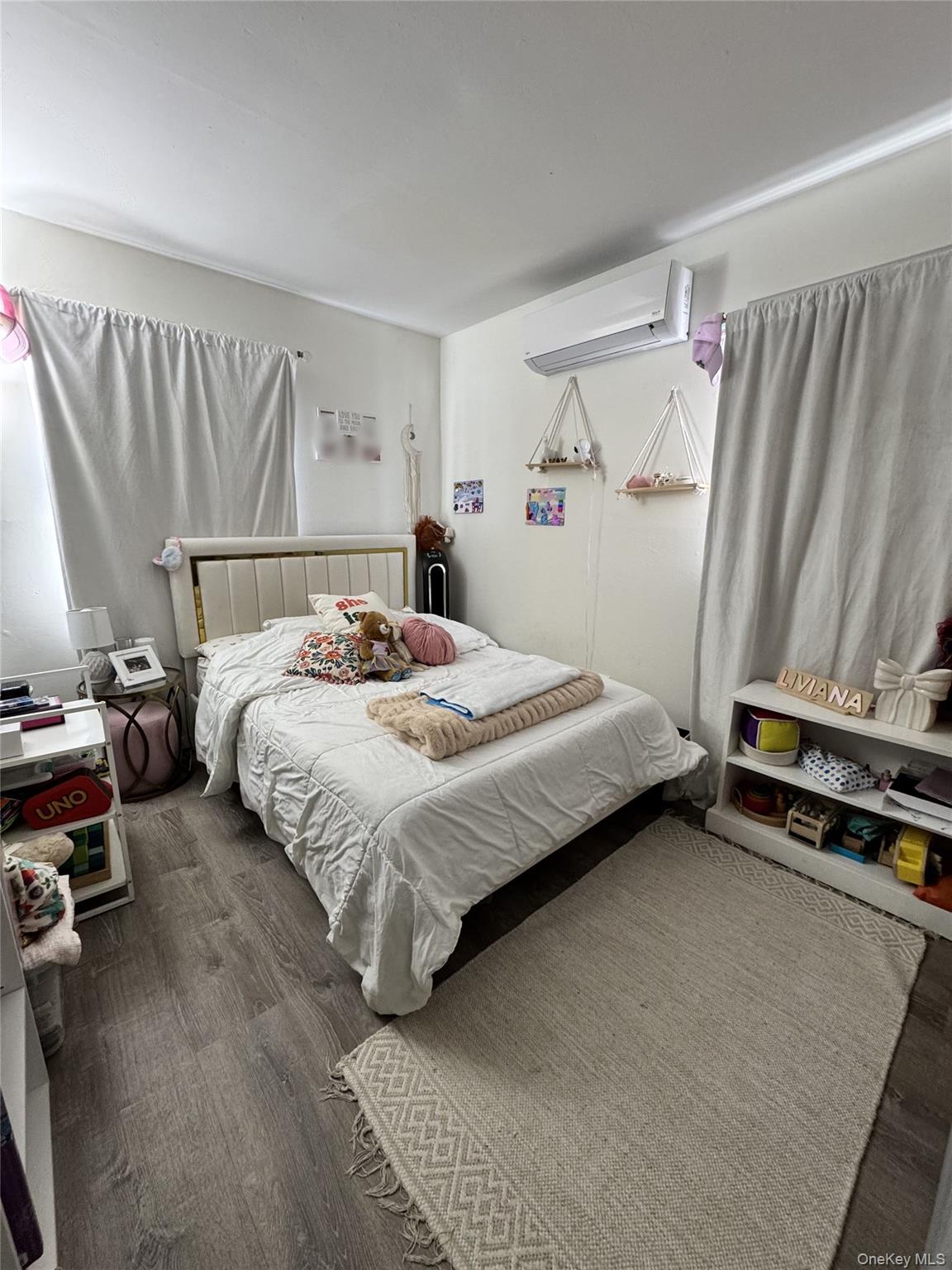 #9 photo, 140 N 21st Street, সাফোক কাউন্টি Wyandanch , NY 11798