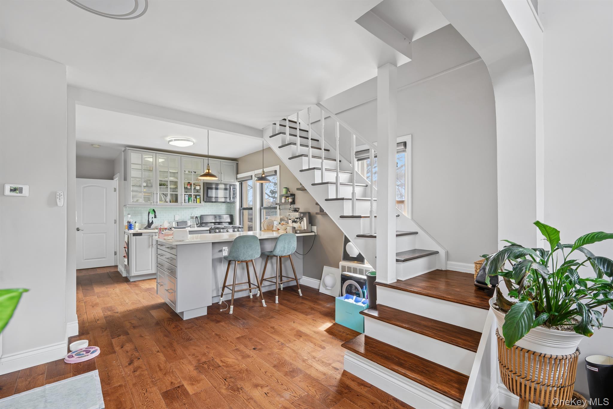 #3 photo, 6017 172nd Street, কুইন্‌স Fresh Meadows , NY 11365