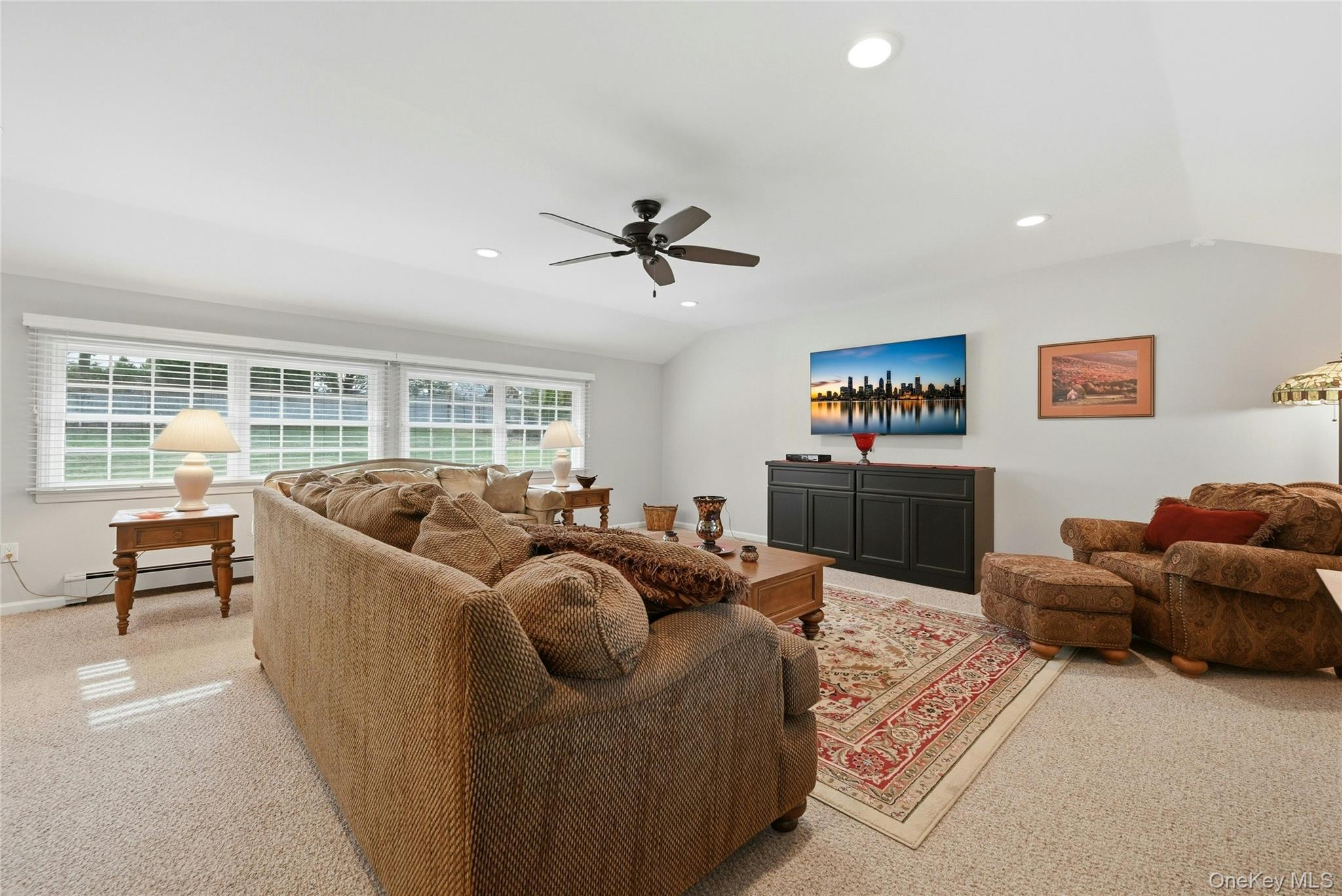 #13 photo, 8 Kemswick Drive, সাফোক কাউন্টি Stony Brook , NY 11790