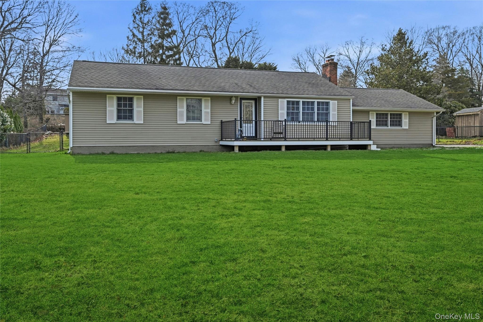 #3 photo, 8 Kemswick Drive, সাফোক কাউন্টি Stony Brook , NY 11790