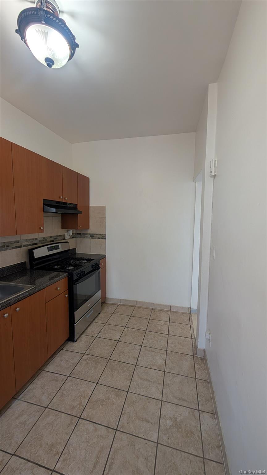 #2 photo, 170 Bradford Street, ব্রুকলিন Brooklyn , NY 11207