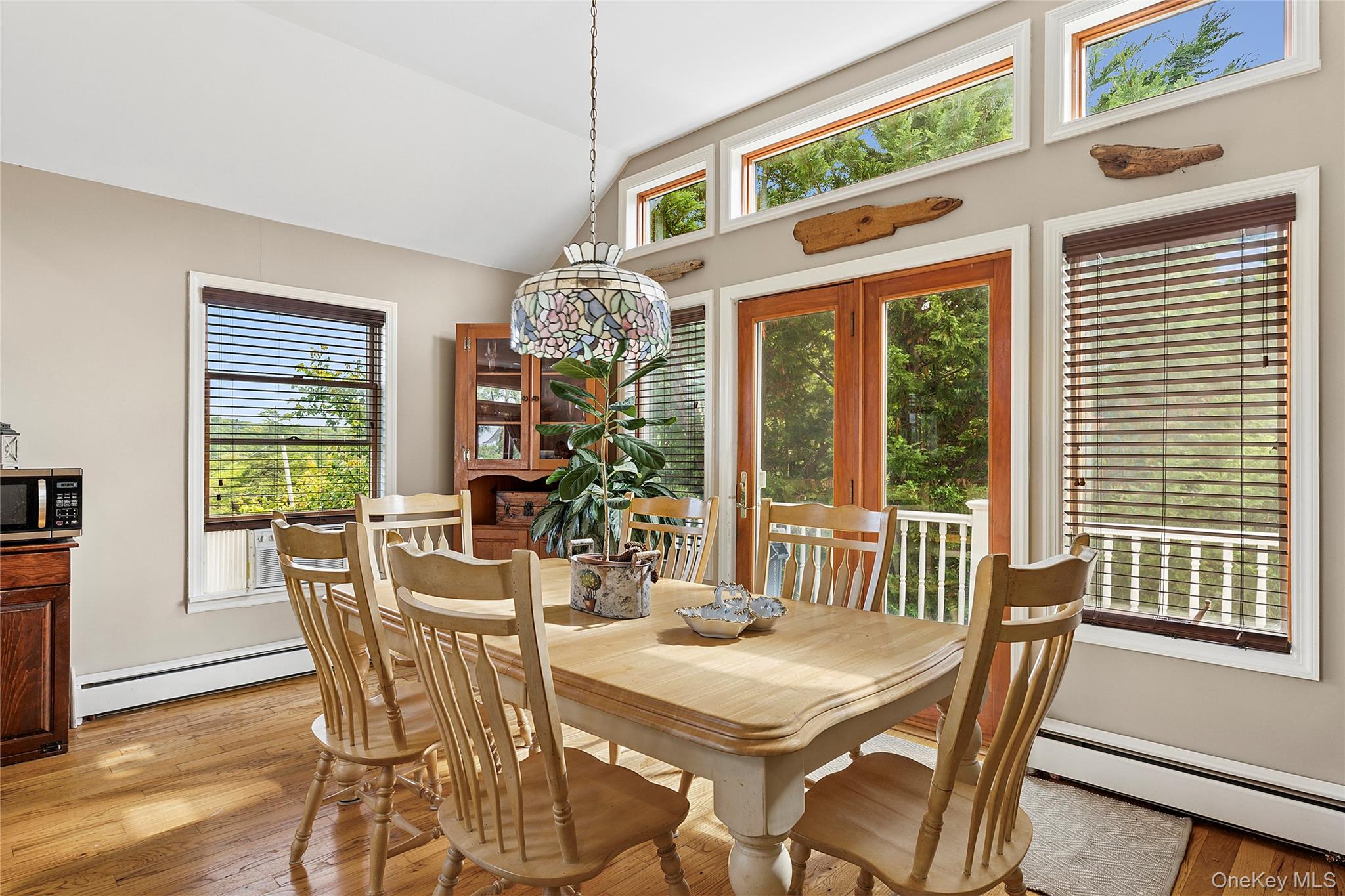 #9 photo, 155 2nd Avenue, 롱 아일랜드 Peconic , NY 11958