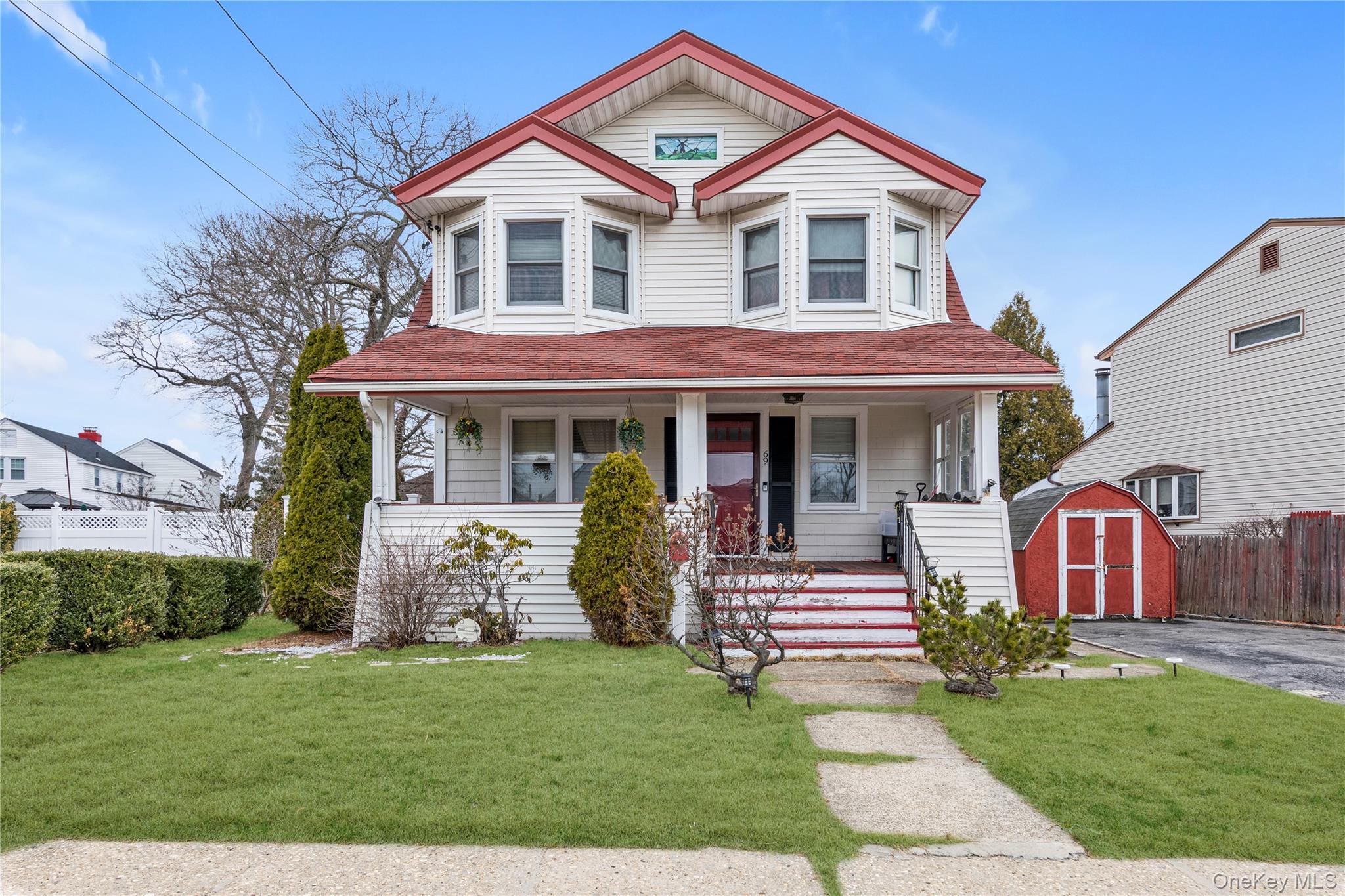 #17 photo, 69 Forest Avenue, নাসাউ কাউন্টি Valley Stream , NY 11581