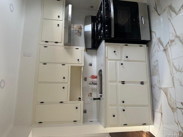 #5 photo, 106 Bregman Avenue, নাসাউ কাউন্টি New Hyde Park , NY 11040