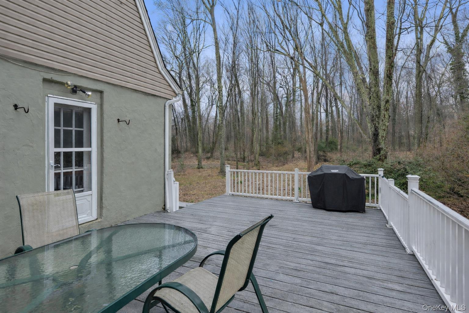 #16 photo, 72 Daly Road, সাফোক কাউন্টি East Northport , NY 11731