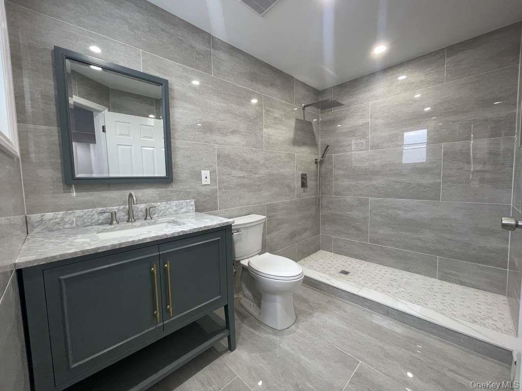 #14 photo, 22 Colonial Avenue, নাসাউ কাউন্টি Freeport , NY 11520