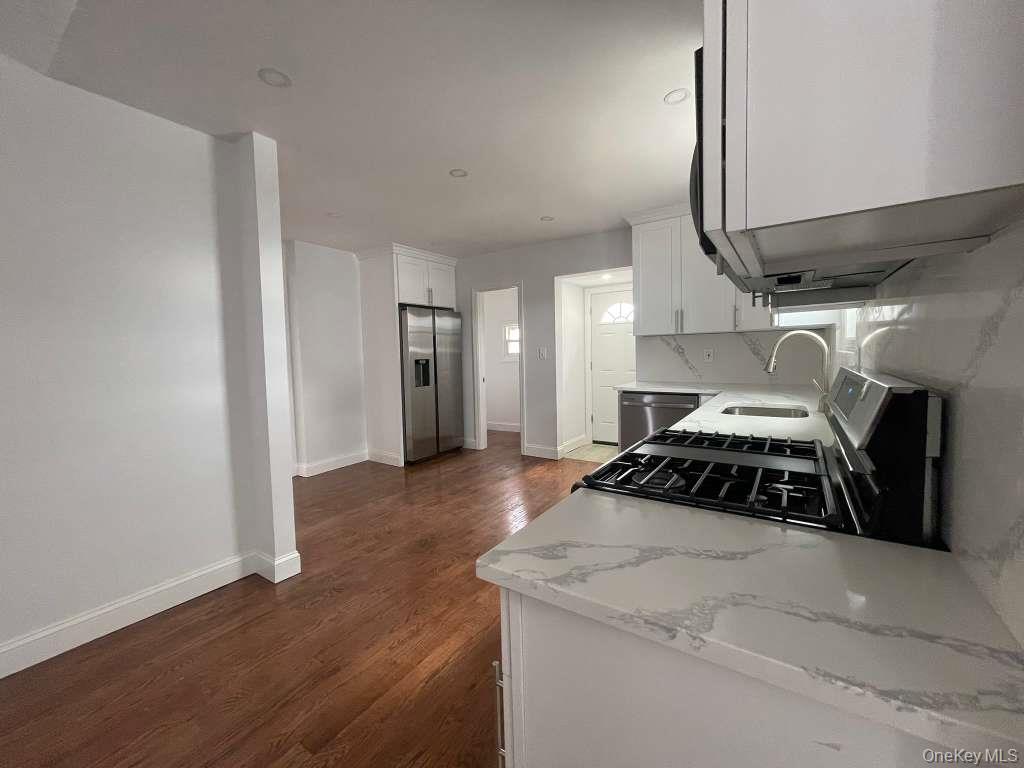 #5 photo, 22 Colonial Avenue, নাসাউ কাউন্টি Freeport , NY 11520