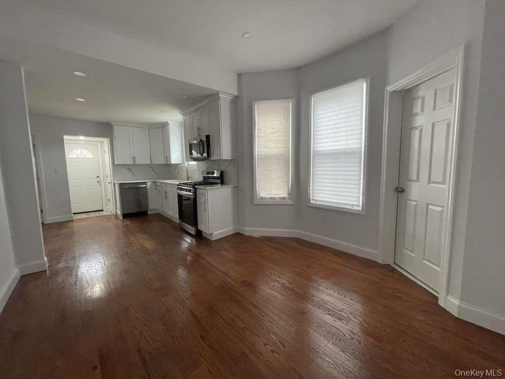 #6 photo, 22 Colonial Avenue, নাসাউ কাউন্টি Freeport , NY 11520