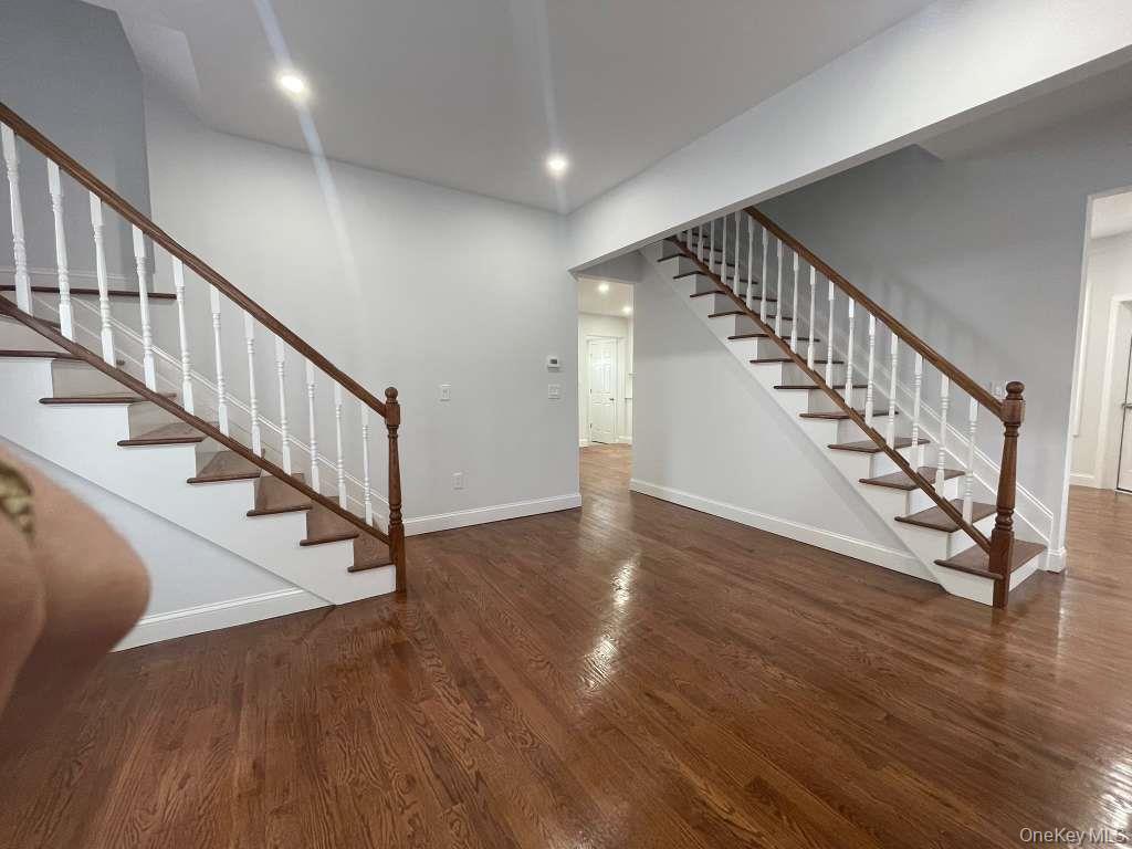 #9 photo, 22 Colonial Avenue, নাসাউ কাউন্টি Freeport , NY 11520