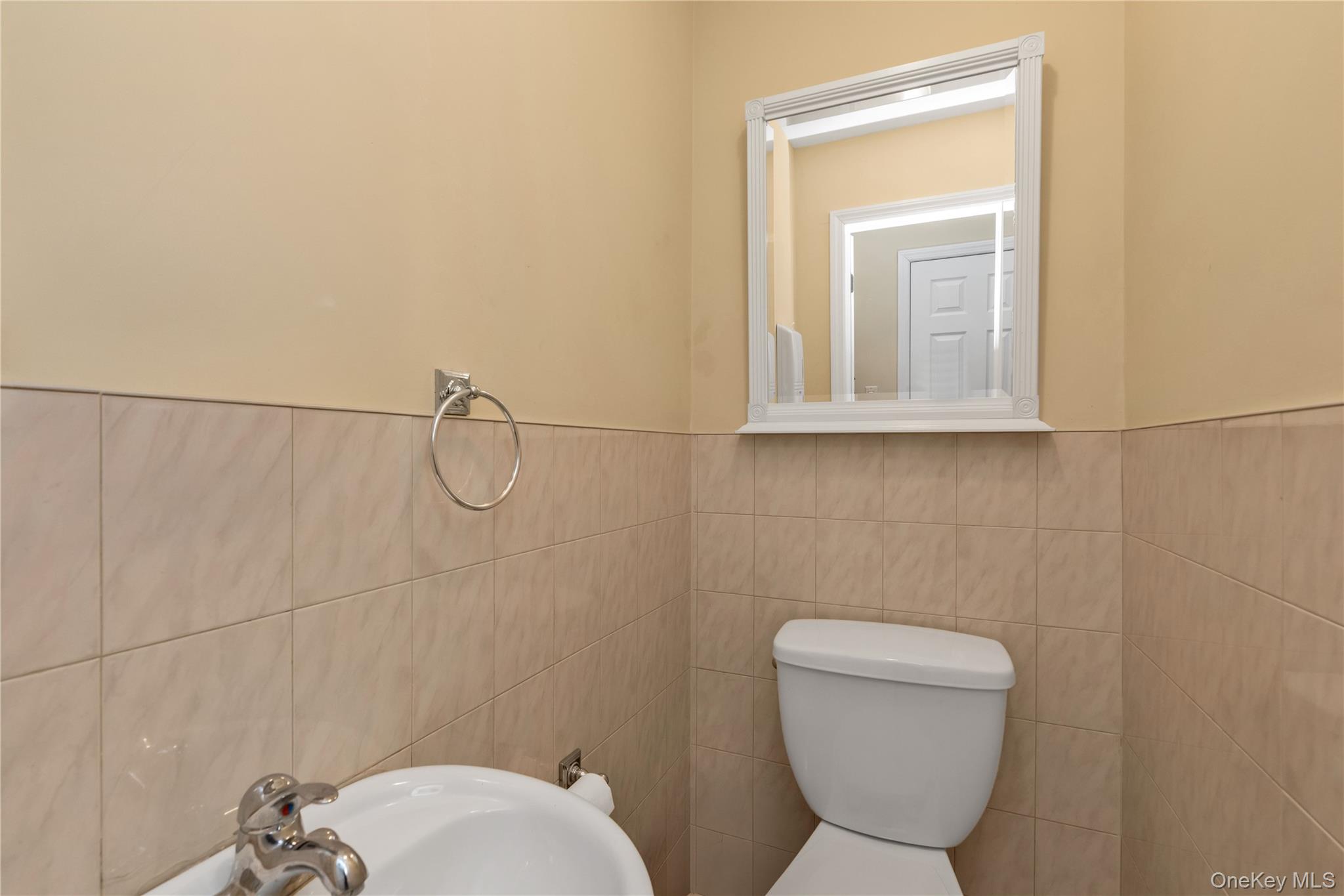 #8 photo, 92-24 219th Street, কুইন্‌স Queens Village , NY 11428