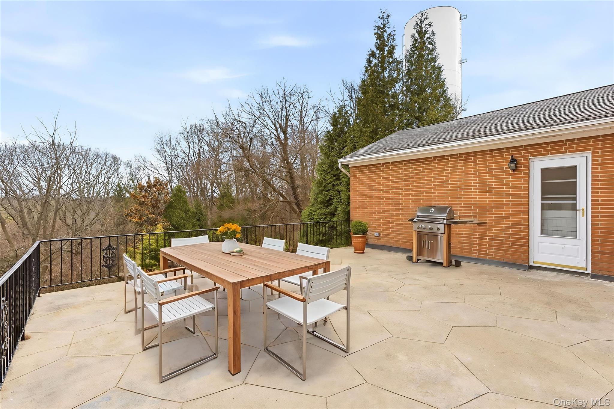 #14 photo, 222 Park Avenue, West Harrison , NY 10604