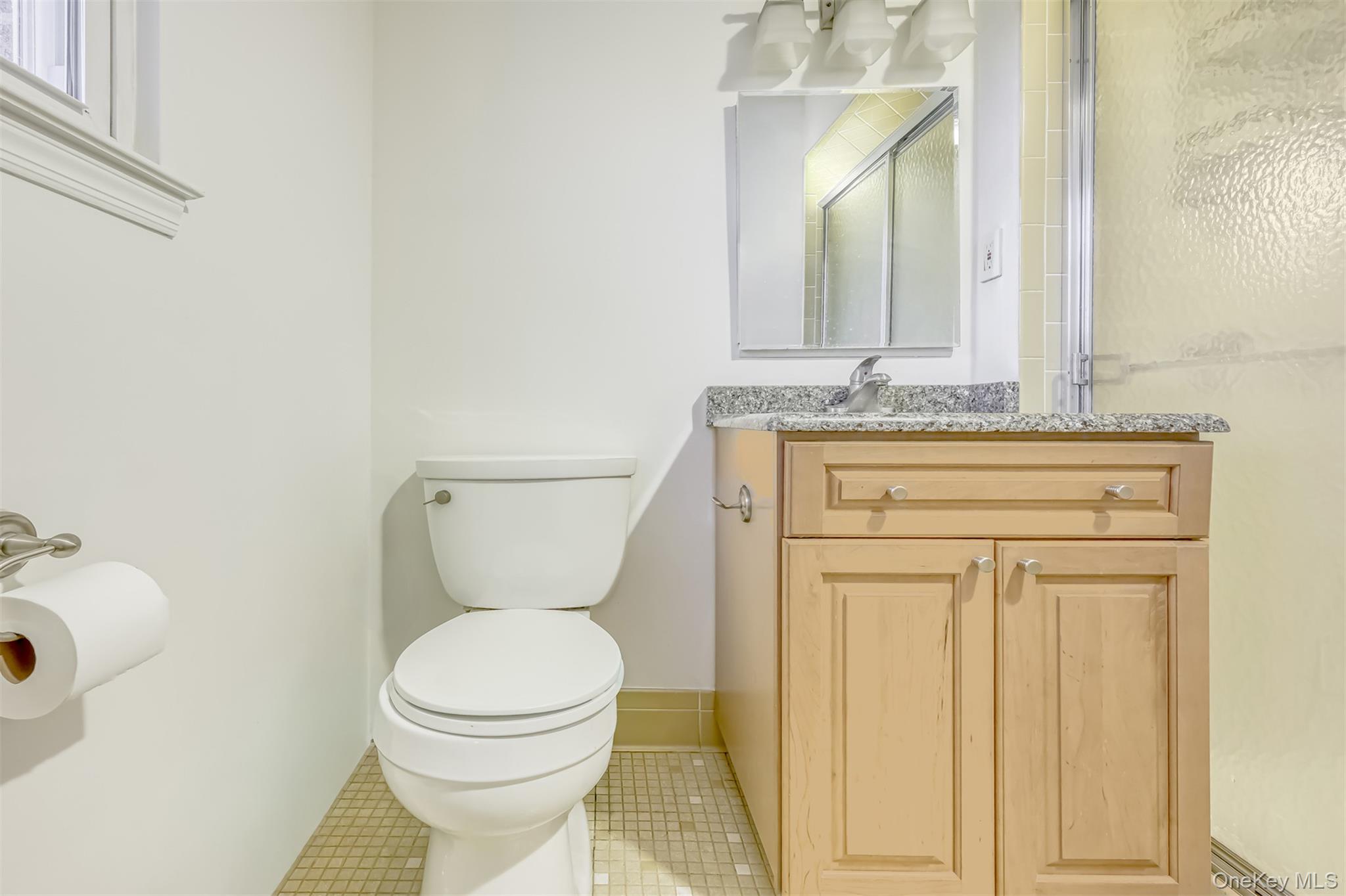 #11 photo, 104 Bon Aire Circle, Suffern , NY 10901