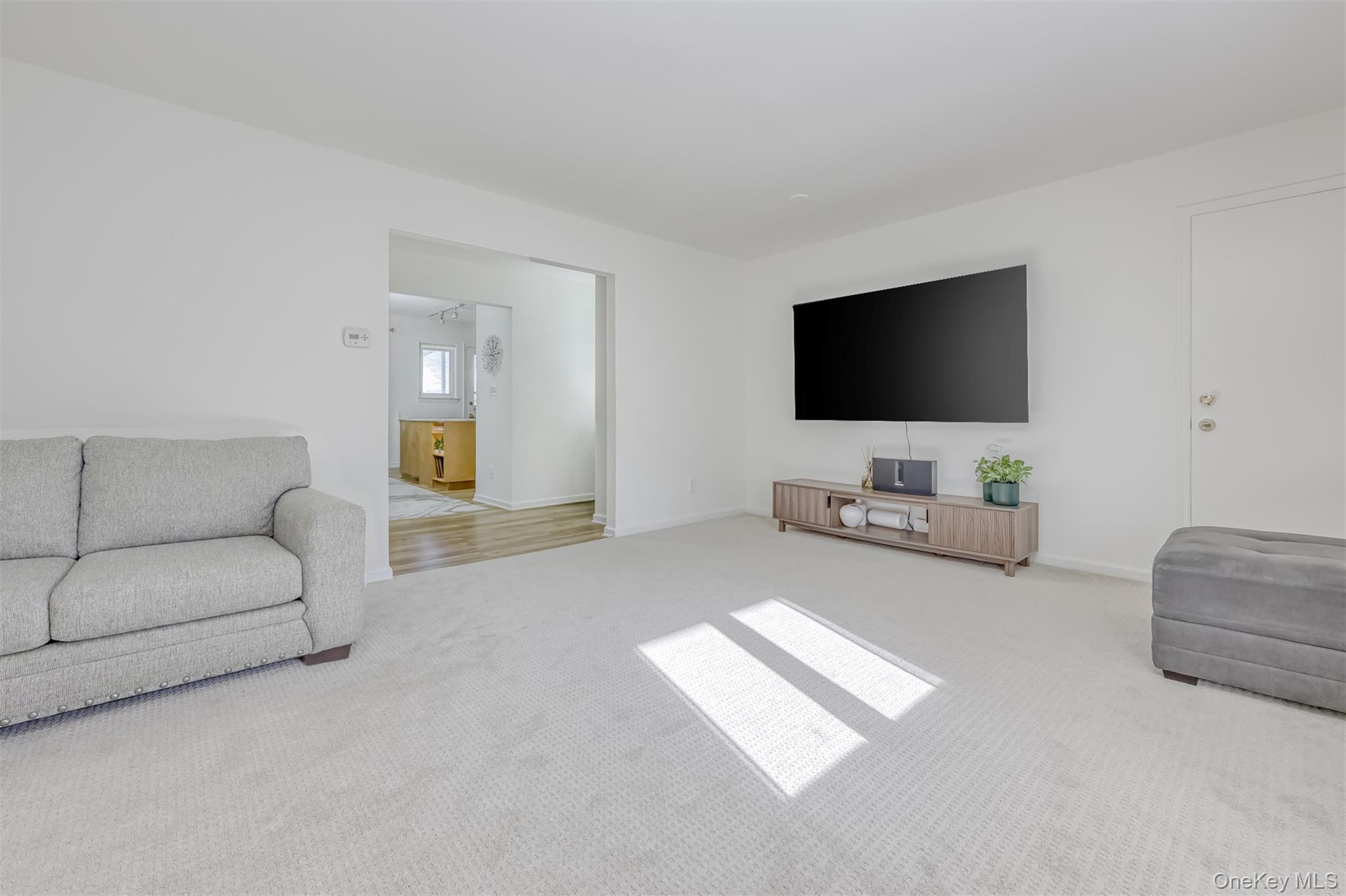 #6 photo, 104 Bon Aire Circle, Suffern , NY 10901