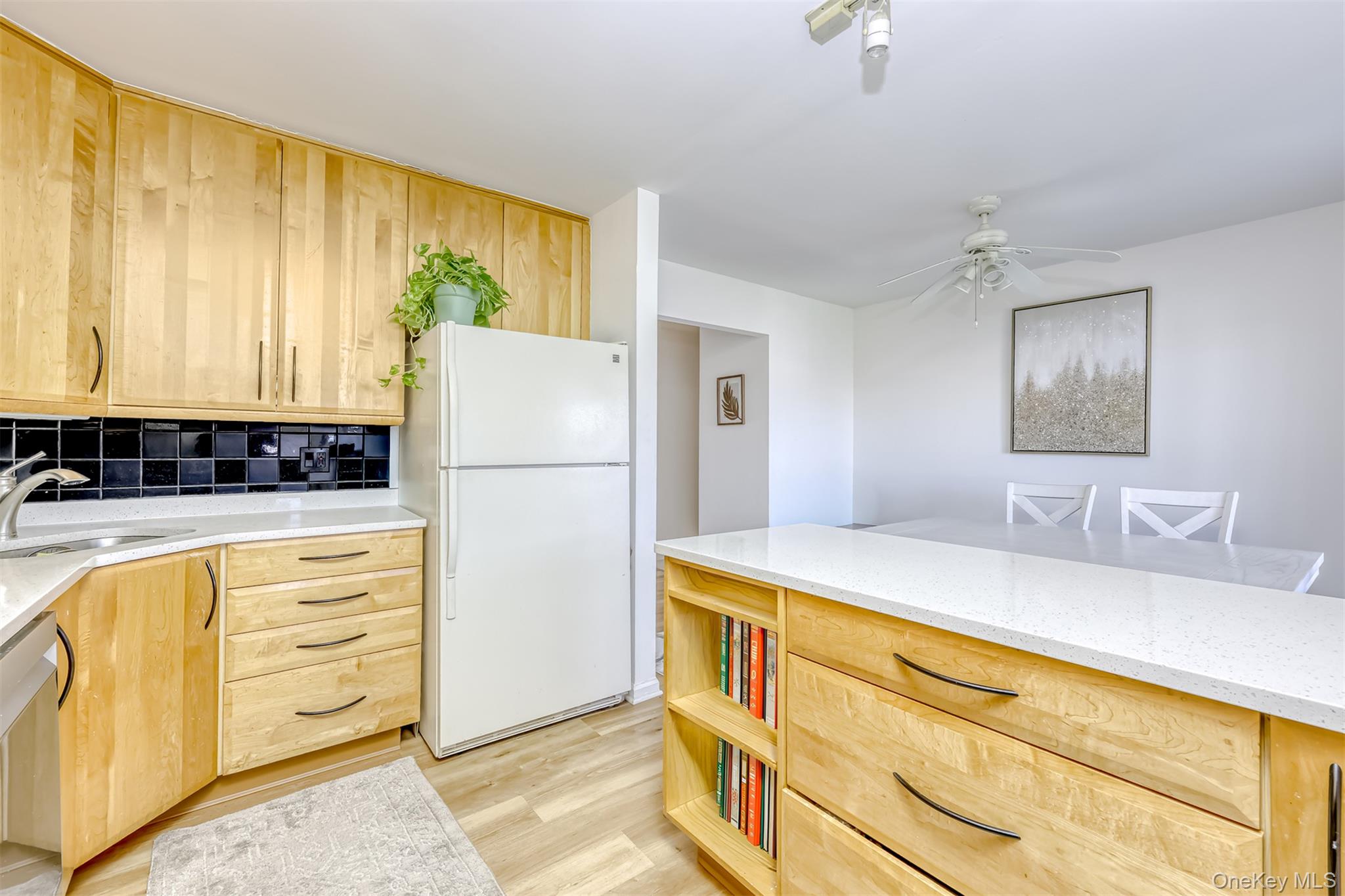 #8 photo, 104 Bon Aire Circle, Suffern , NY 10901