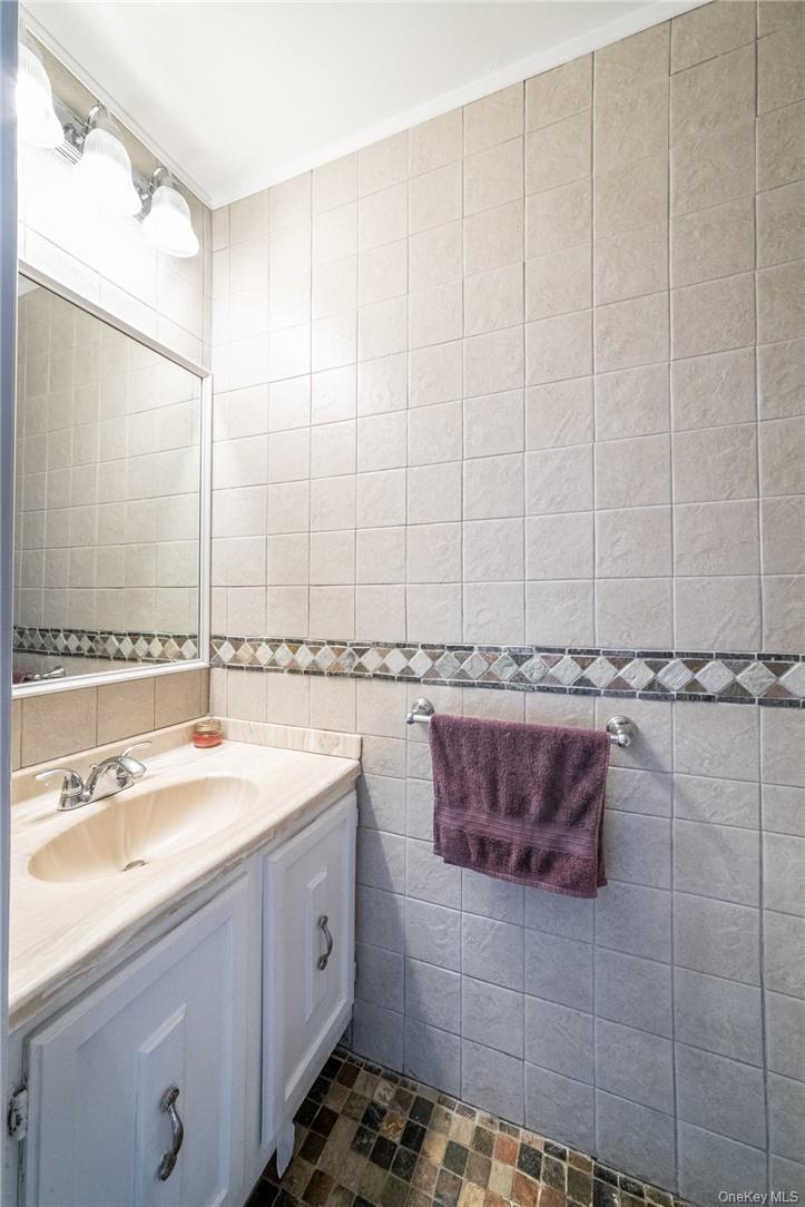 #20 photo, 25 Barker Street, Mount Kisco , NY 10549