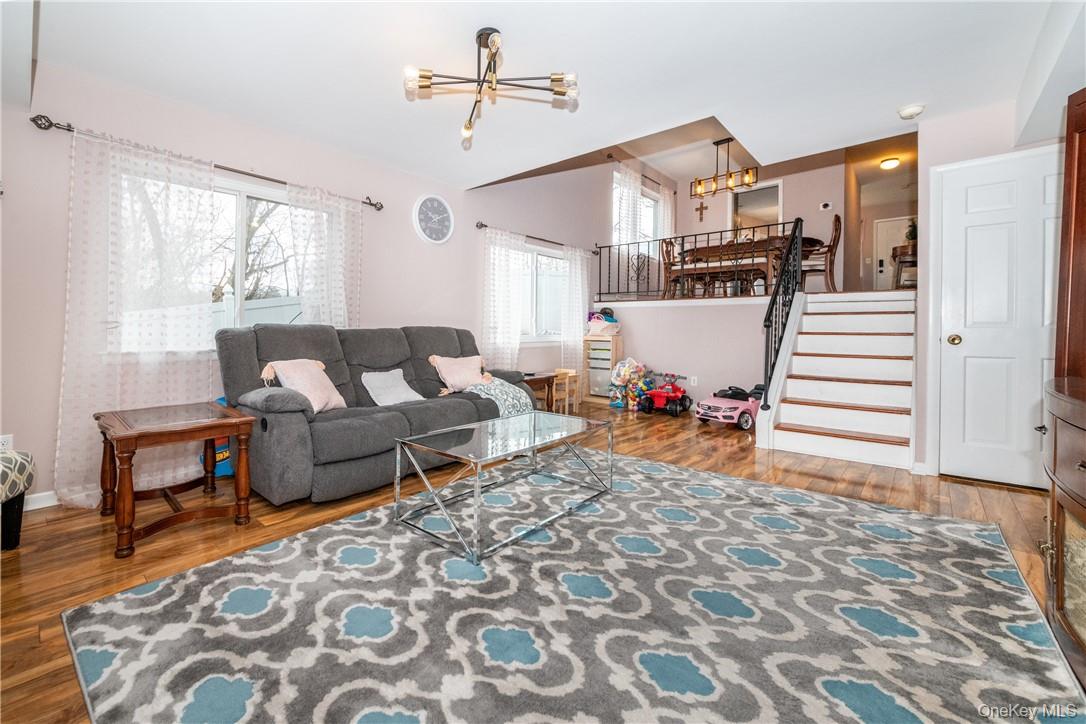 #4 photo, 25 Barker Street, Mount Kisco , NY 10549