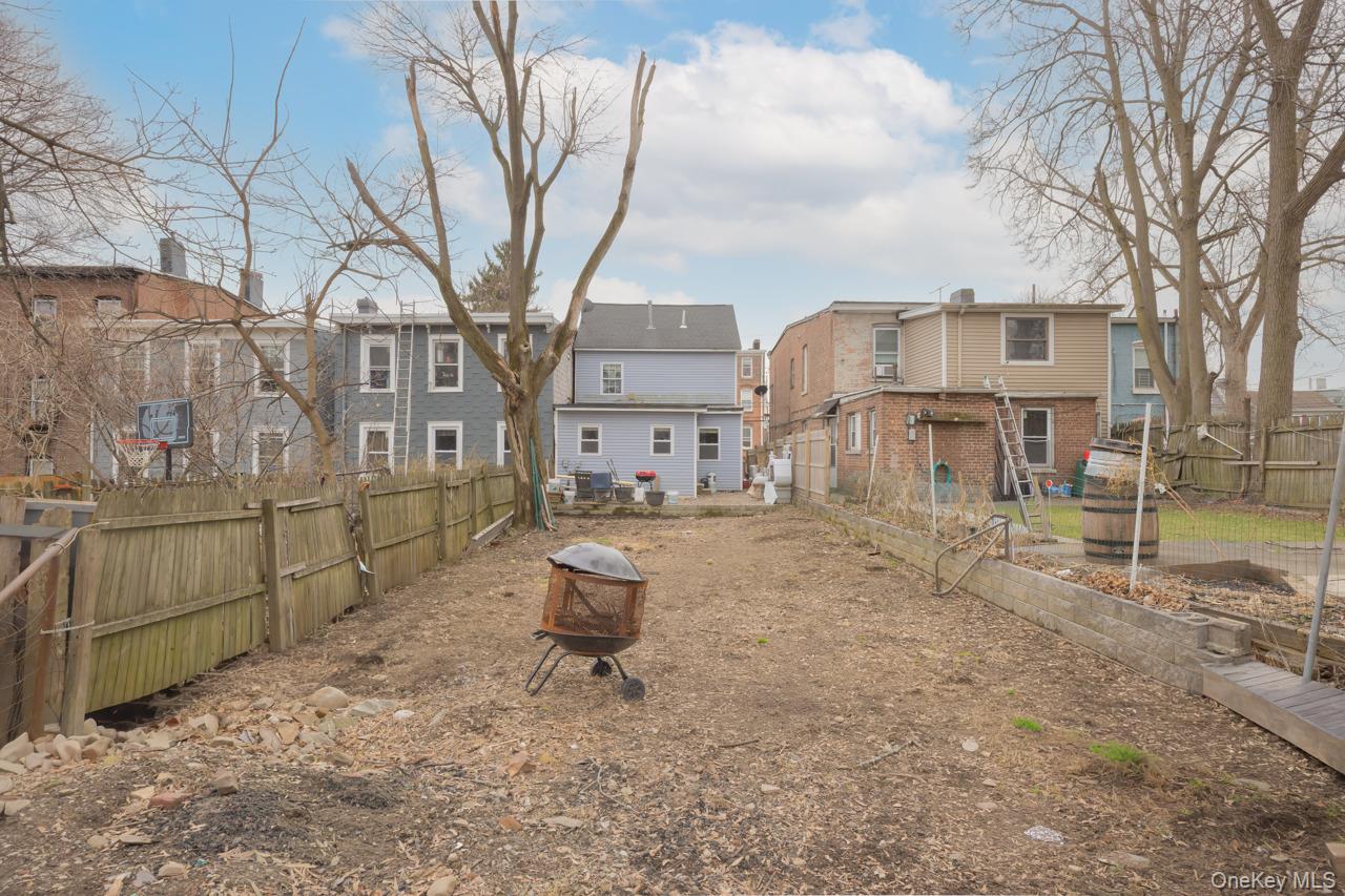 #20 photo, 280 1st Street, Newburgh , NY 12550