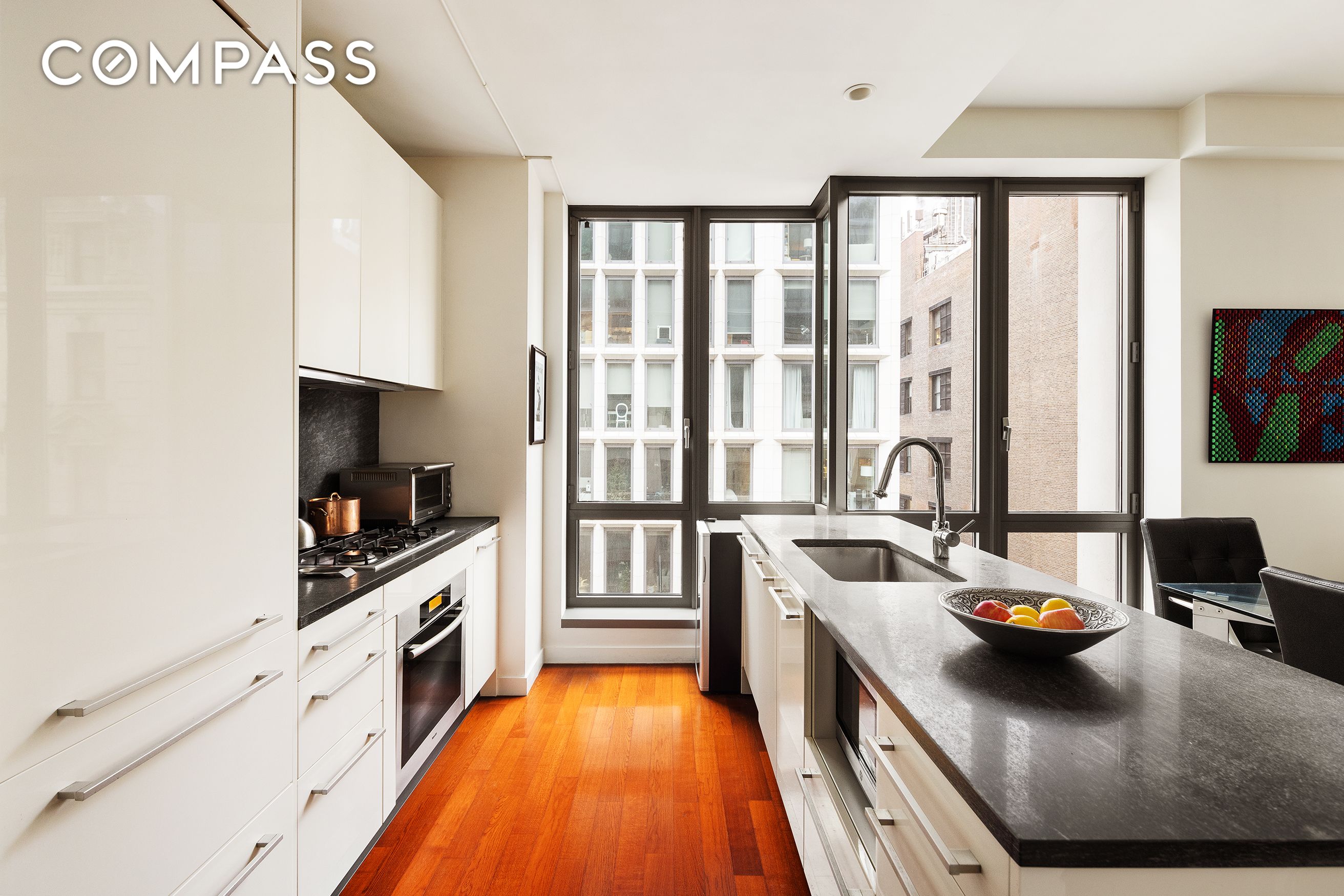 #6 photo, 4 W 21st Street, 맨해튼 Flatiron , NY 10010