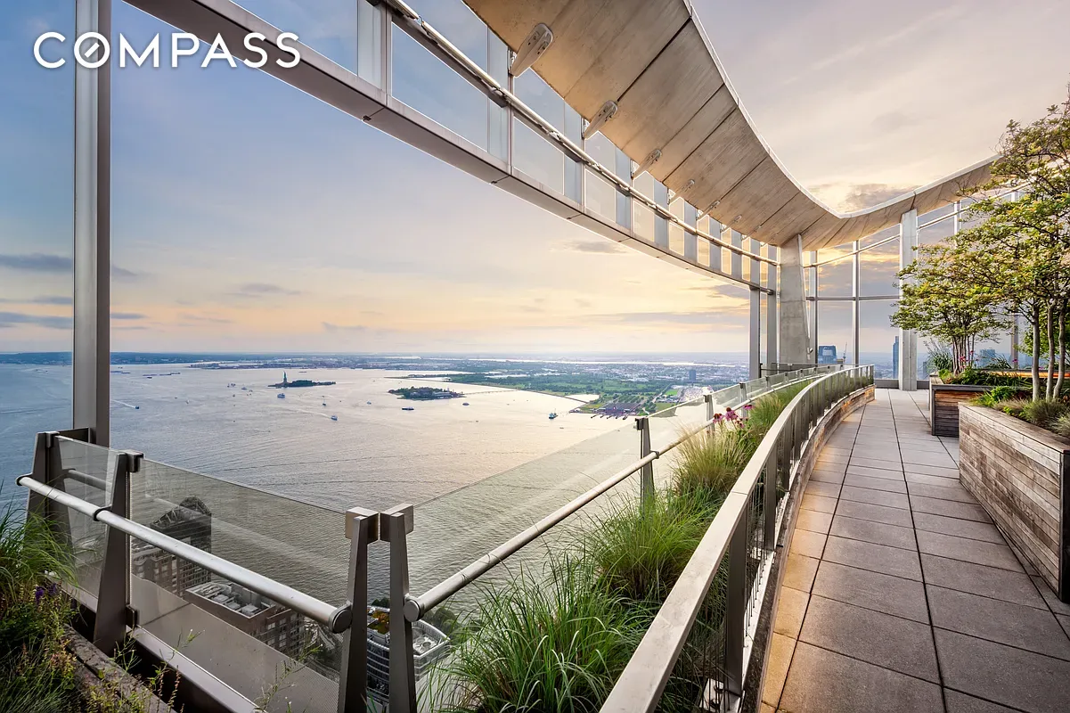 #12 photo, 50 West Street, Financial District , NY 10006