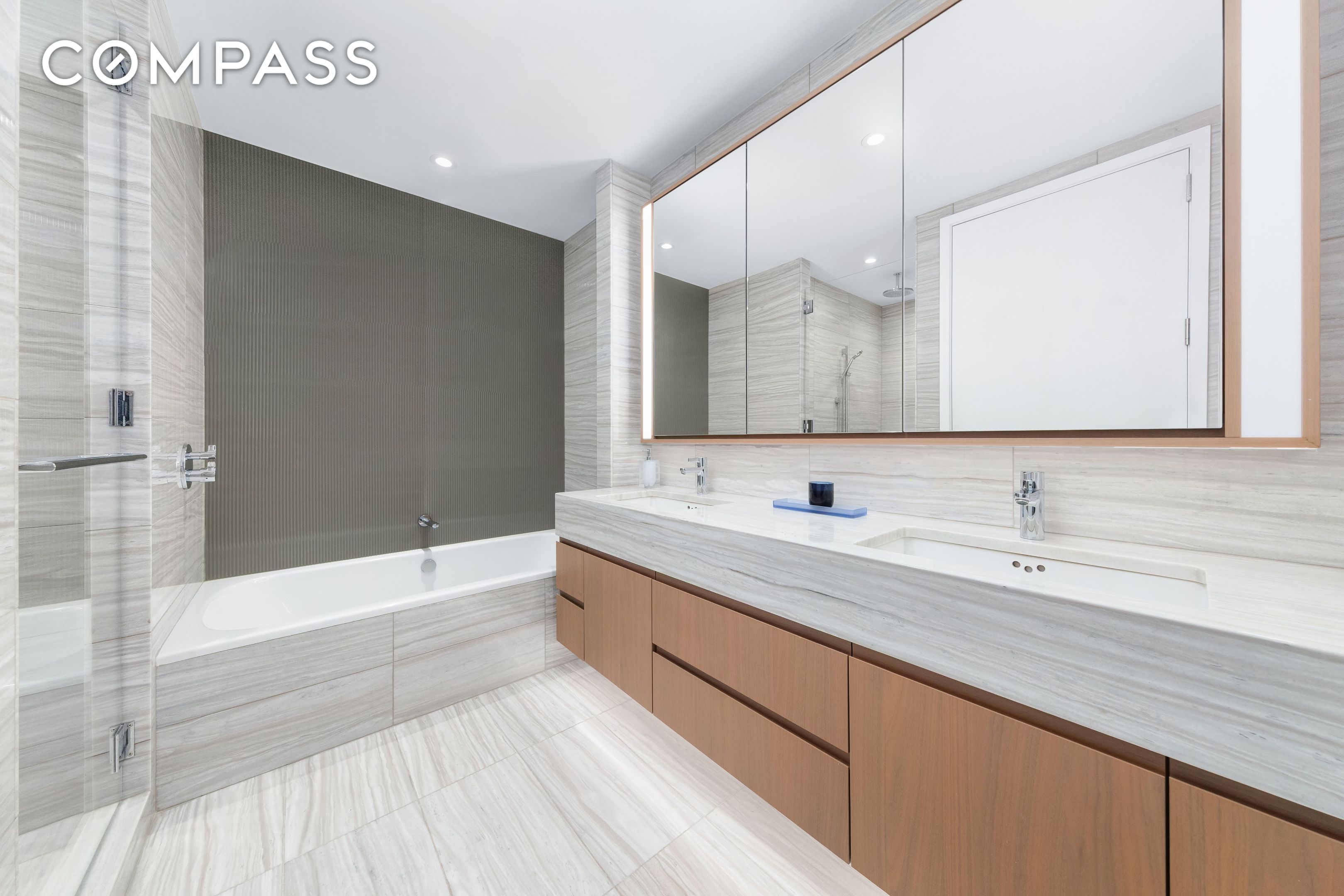 #7 photo, 50 West Street, Financial District , NY 10006