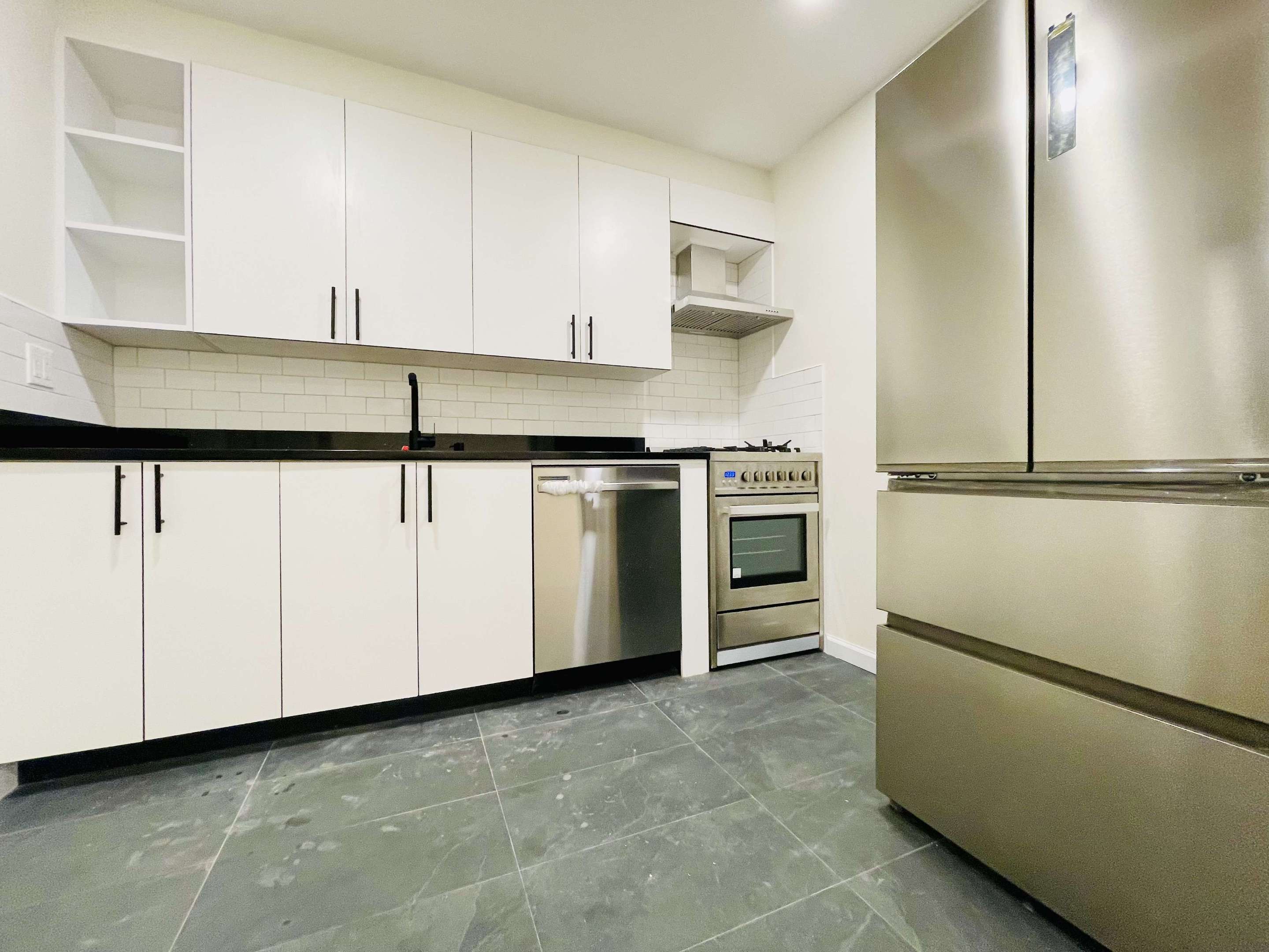 #16 photo, 4319 Bedford Avenue, ব্রুকলিন Sheepshead Bay , NY 11229