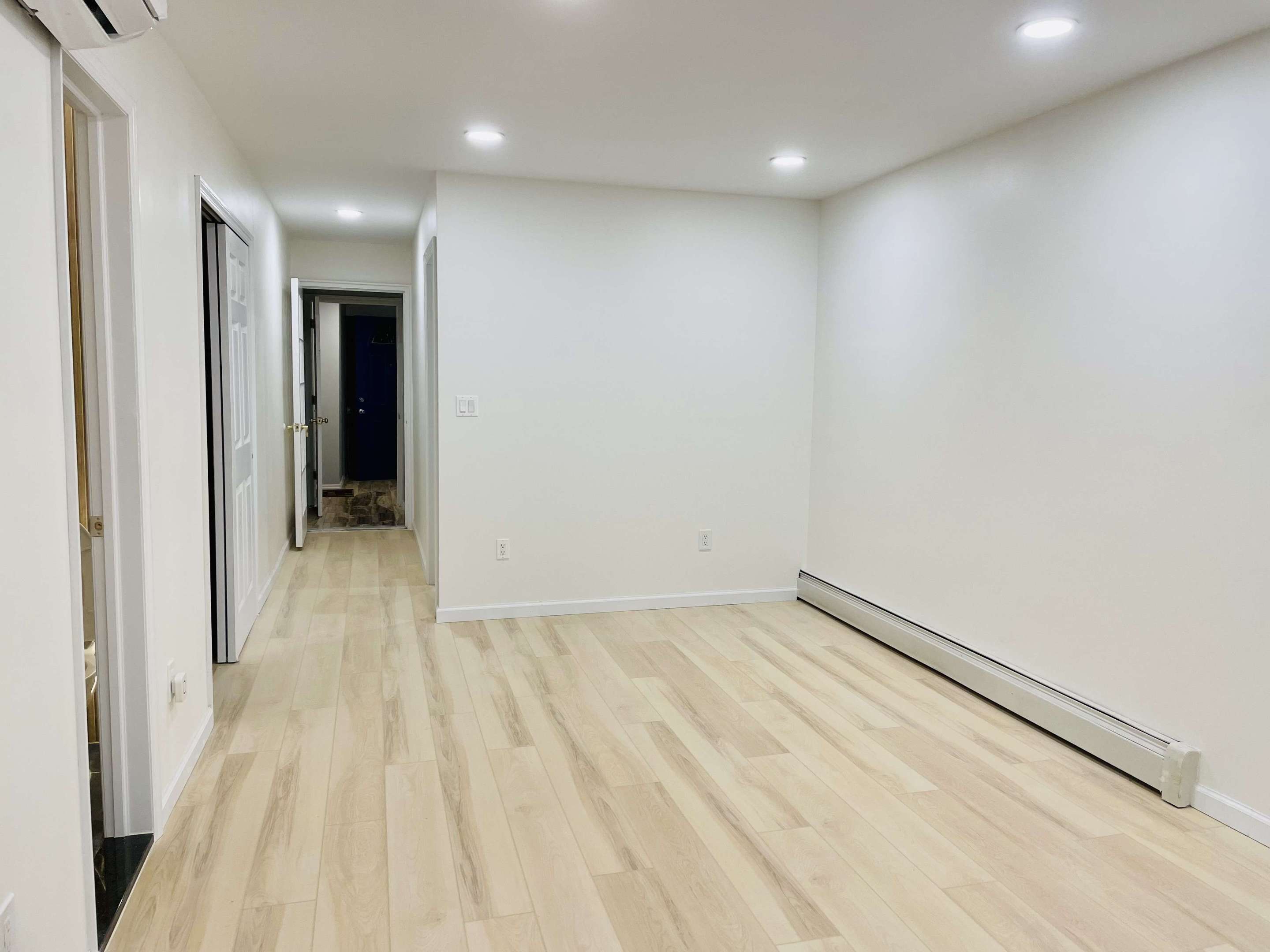 #6 photo, 4319 Bedford Avenue, ব্রুকলিন Sheepshead Bay , NY 11229