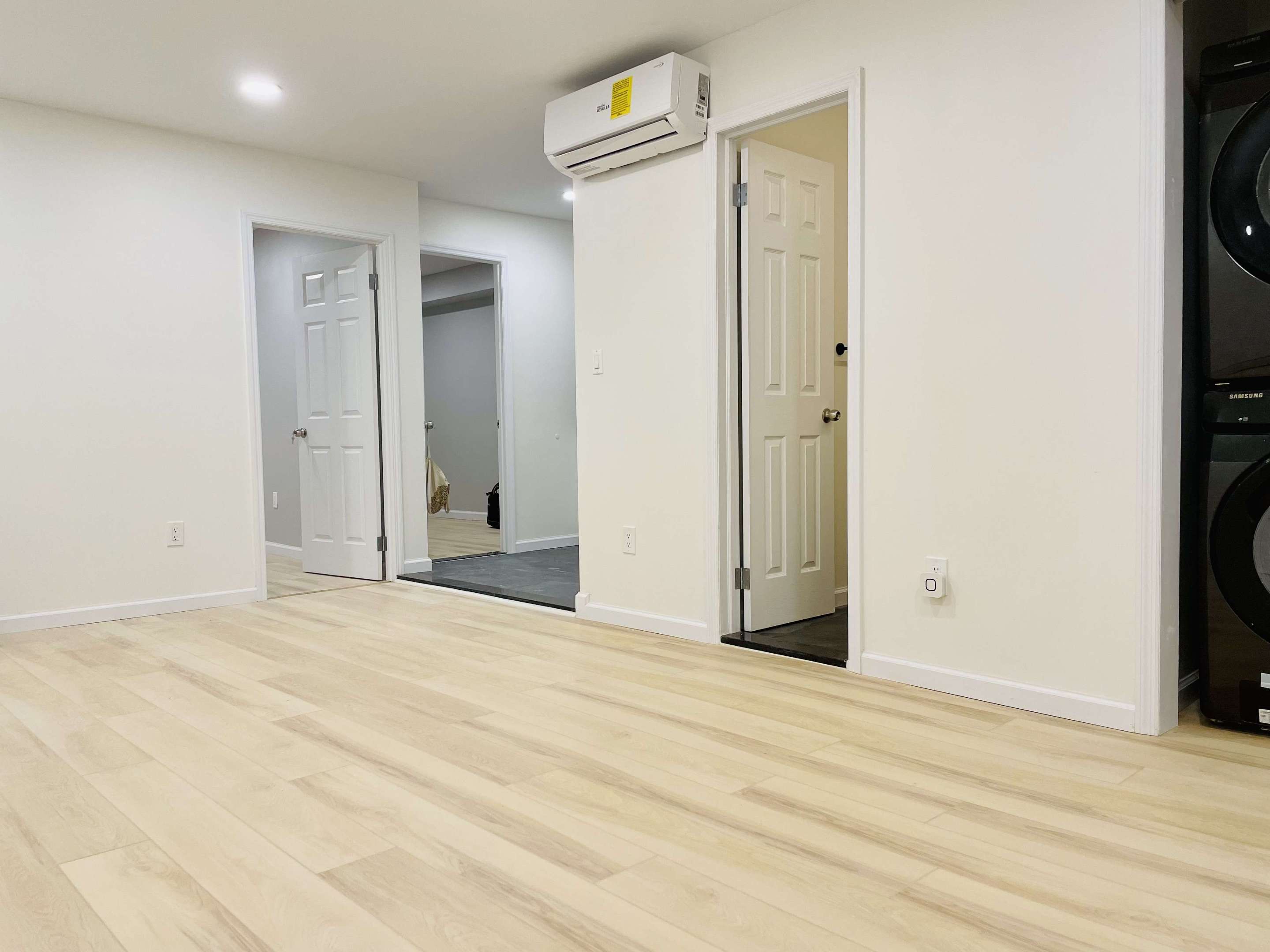 #7 photo, 4319 Bedford Avenue, ব্রুকলিন Sheepshead Bay , NY 11229