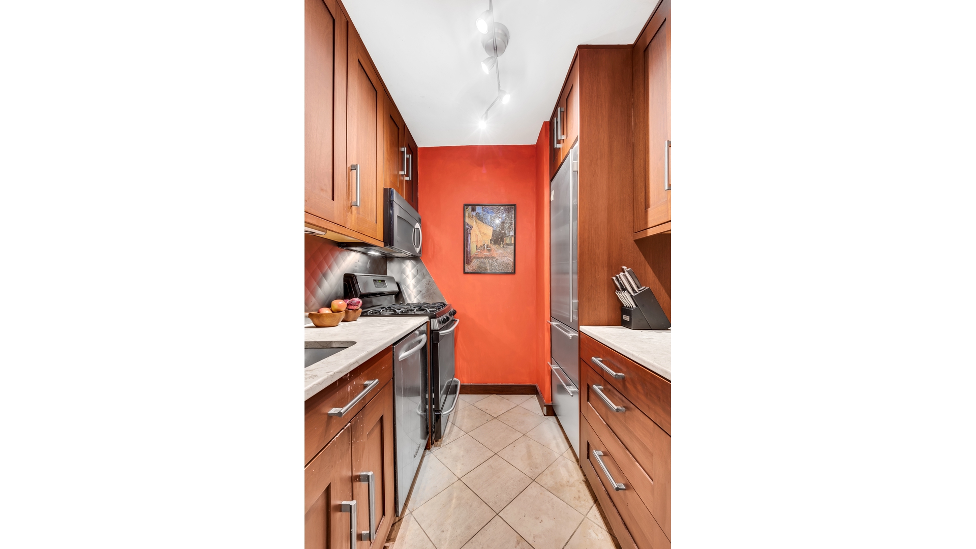 #5 photo, 245 E 93RD Street, Yorkville , NY 10128