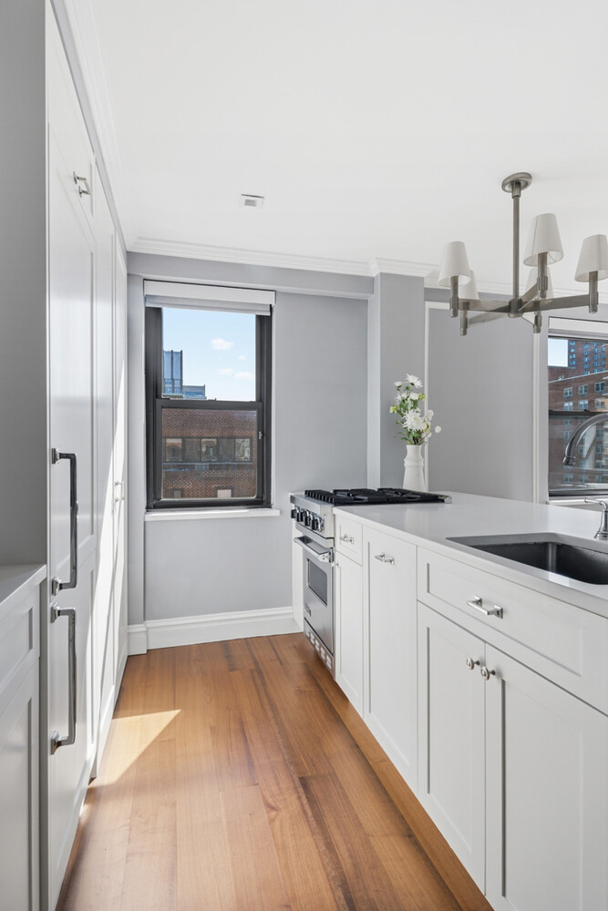 #4 photo, 110 E 36TH Street, Murray Hill , NY 10016