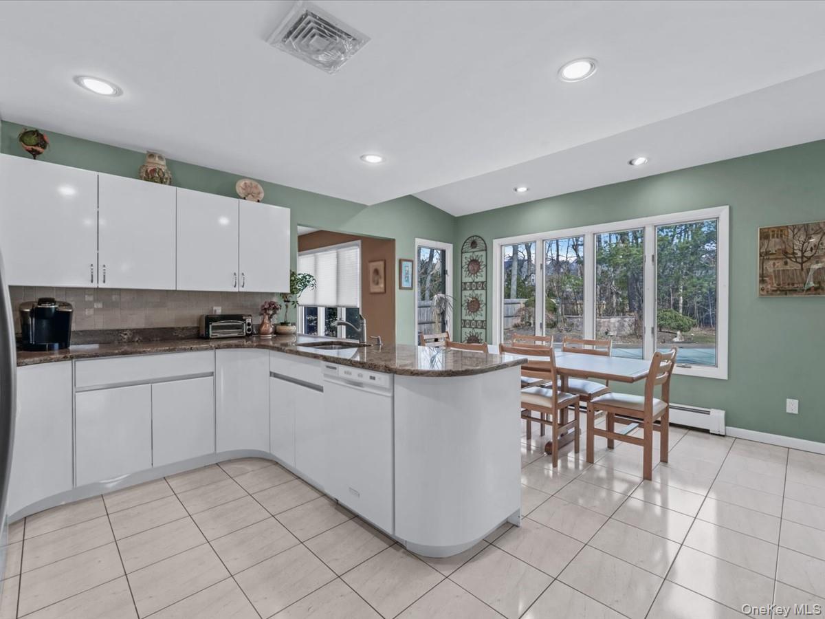 #3 photo, 29 Sunhill Road, সাফোক কাউন্টি Nesconset , NY 11767