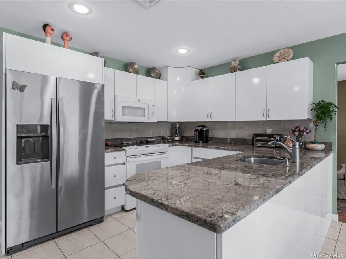 #4 photo, 29 Sunhill Road, সাফোক কাউন্টি Nesconset , NY 11767