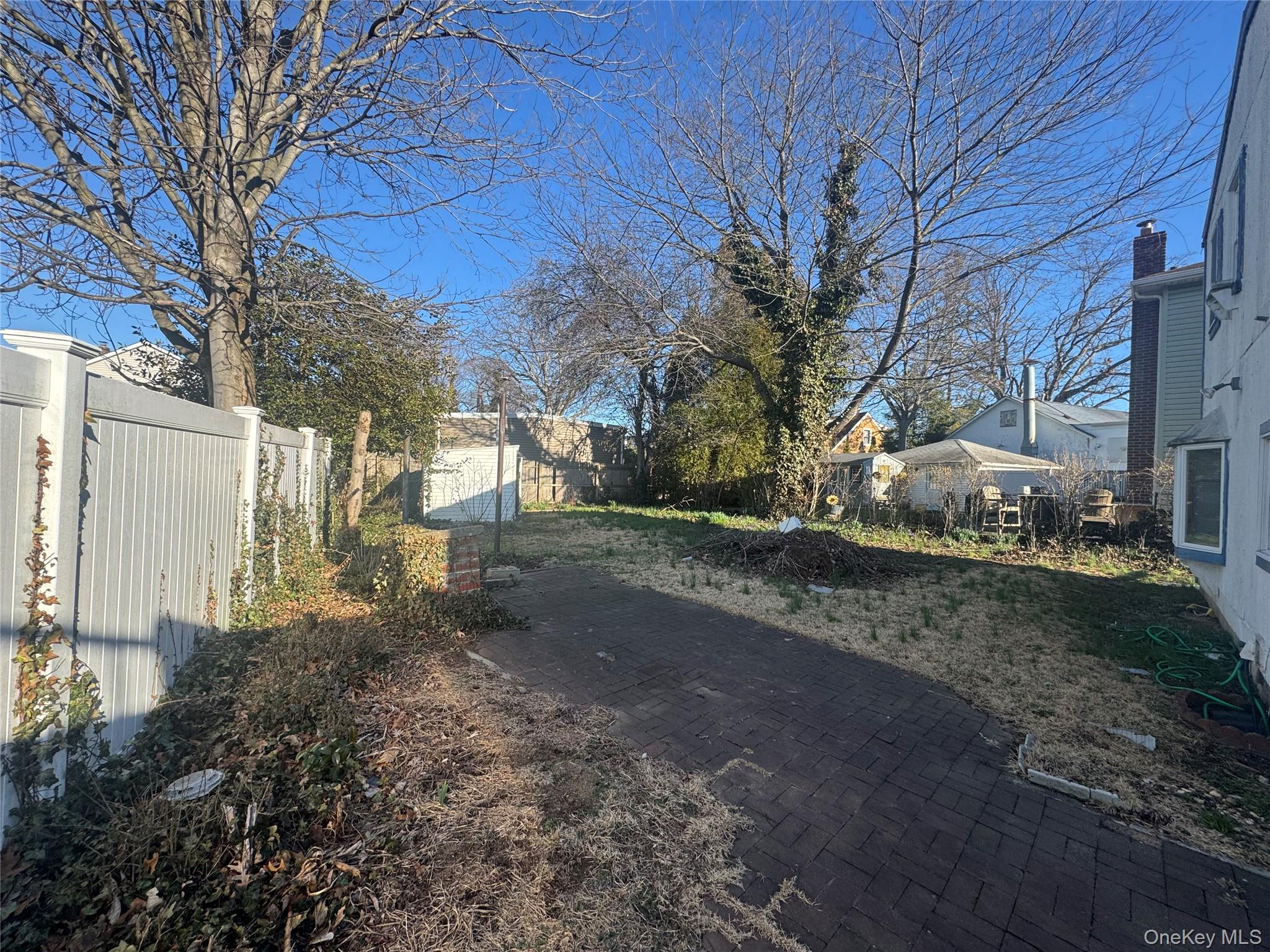 #2 photo, 1661 Prospect Avenue, নাসাউ কাউন্টি East Meadow , NY 11554