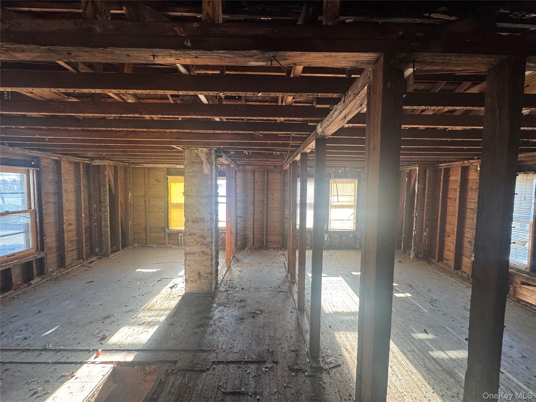 #6 photo, 1661 Prospect Avenue, নাসাউ কাউন্টি East Meadow , NY 11554