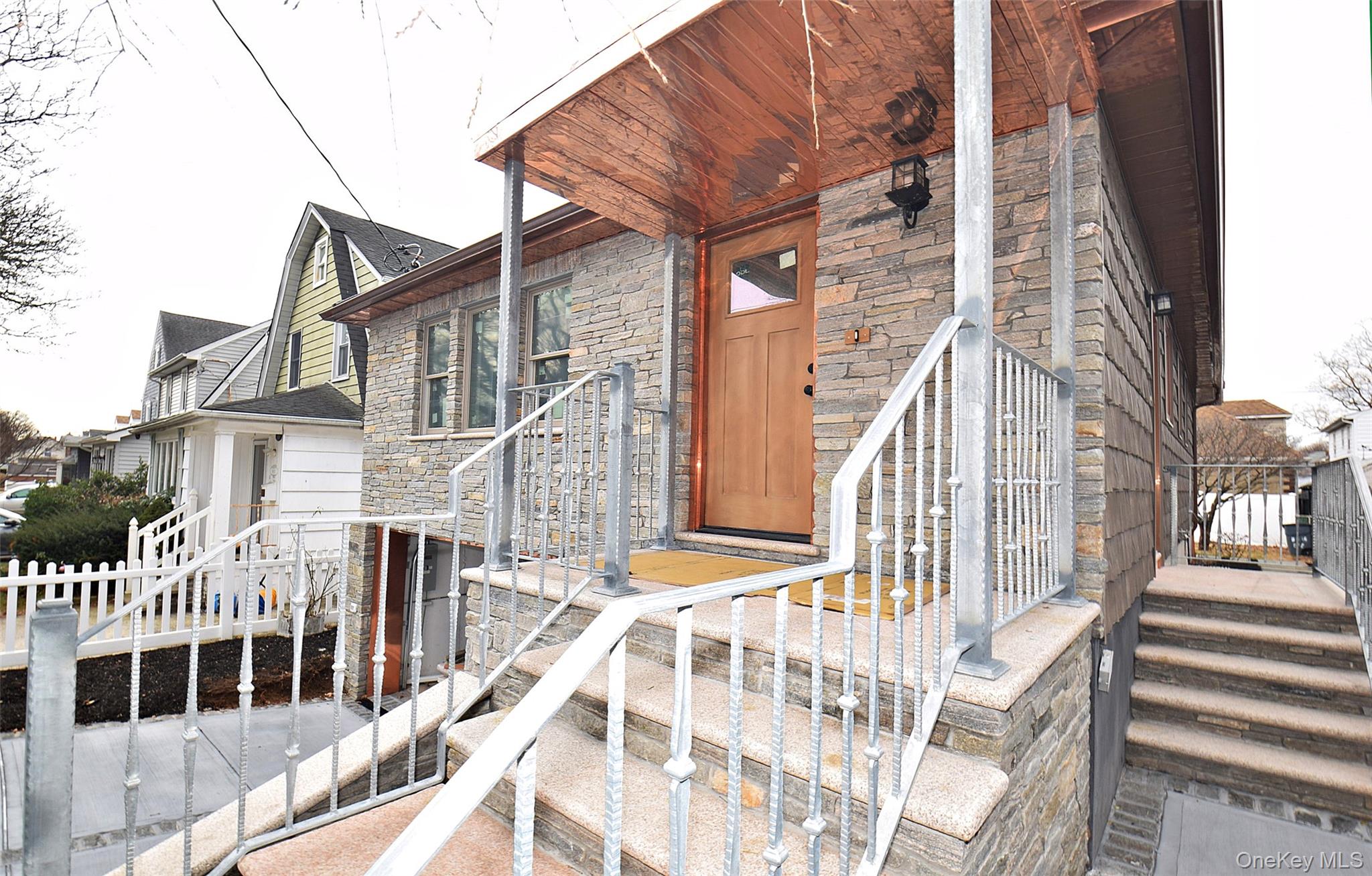 #3 photo, 86-16 262nd Street, কুইন্‌স Floral Park , NY 11001