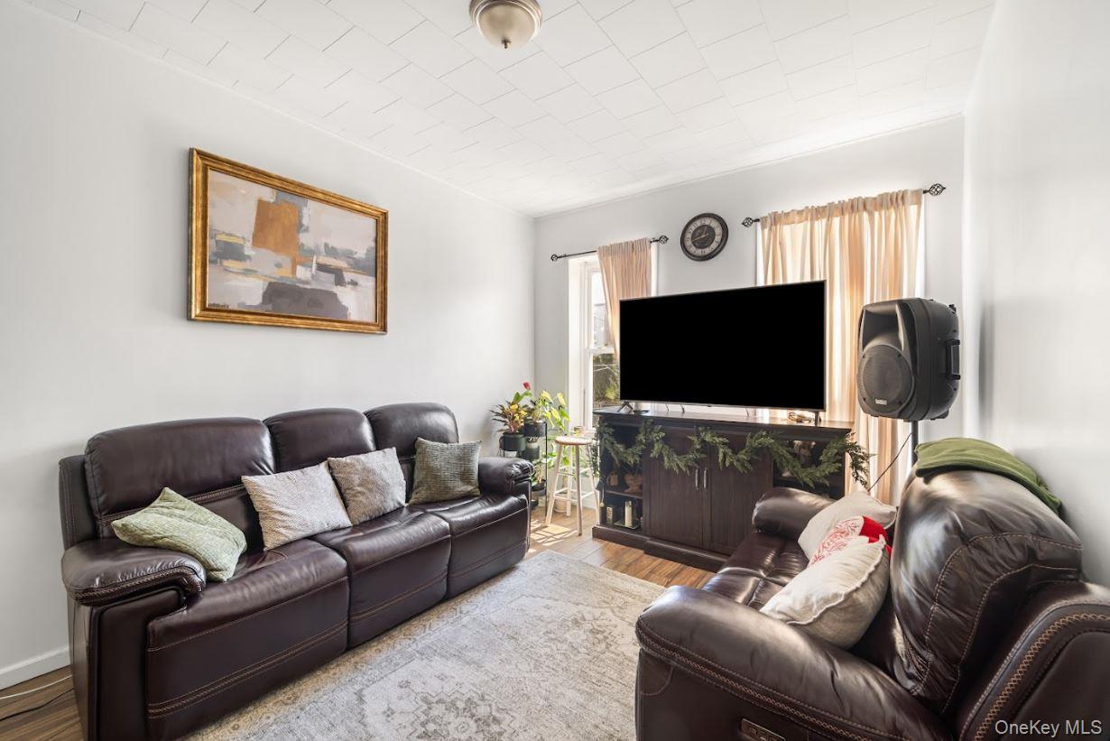 #9 photo, 60-34 69th Avenue, কুইন্‌স Ridgewood , NY 11385