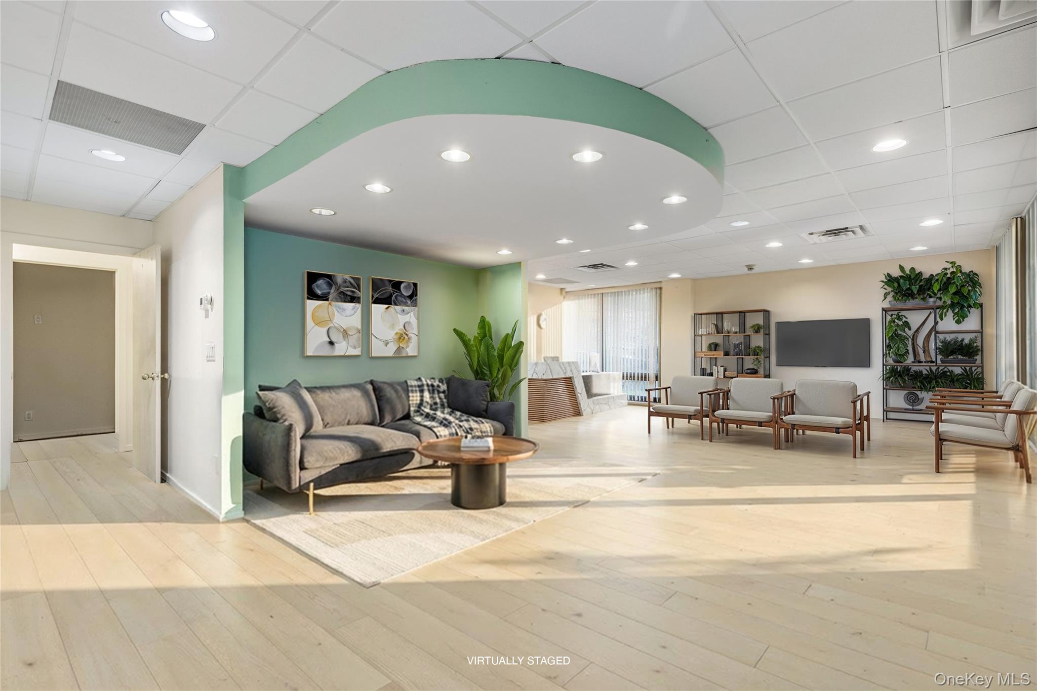 #1 photo, 101 S Bedford Road, Mount Kisco , NY 10549