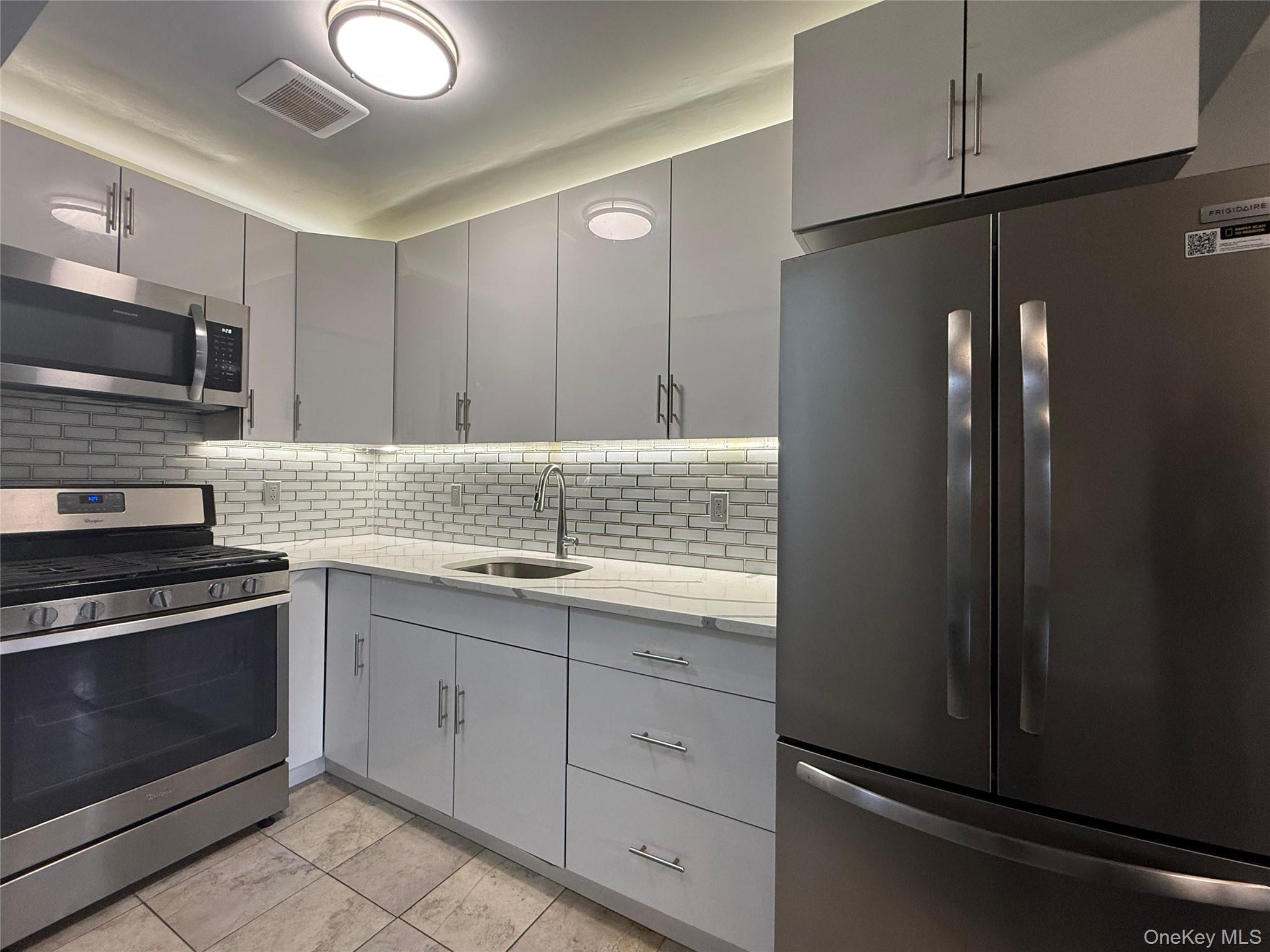 #1 photo, 123 Barbey Street, ব্রুকলিন Brooklyn , NY 11207