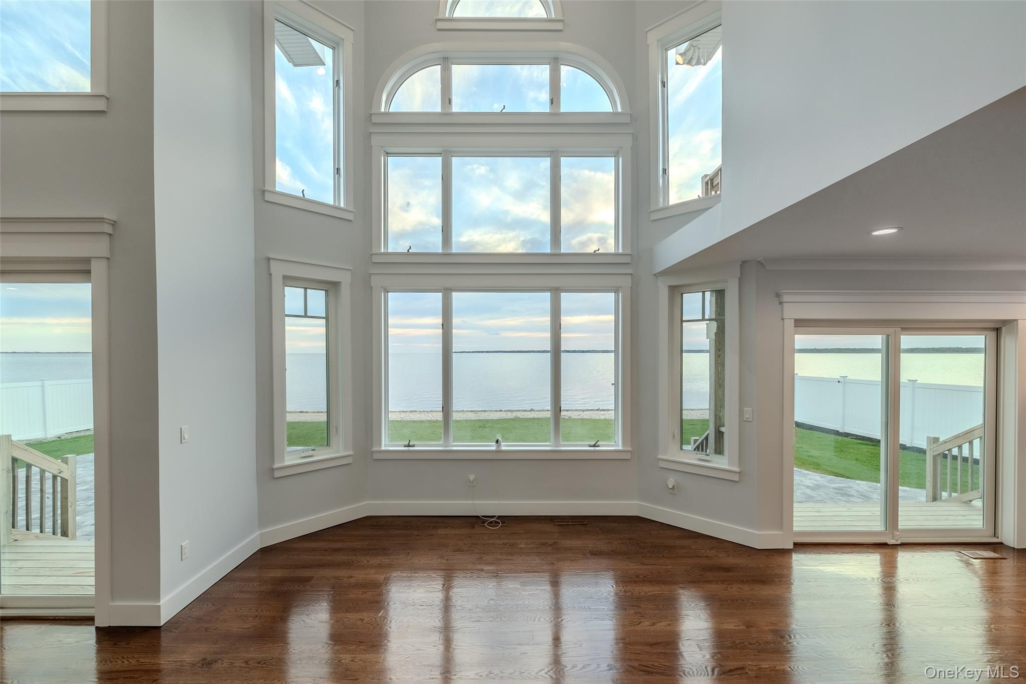 #17 photo, 72 Grandview Drive, 롱 아일랜드 Shirley , NY 11967