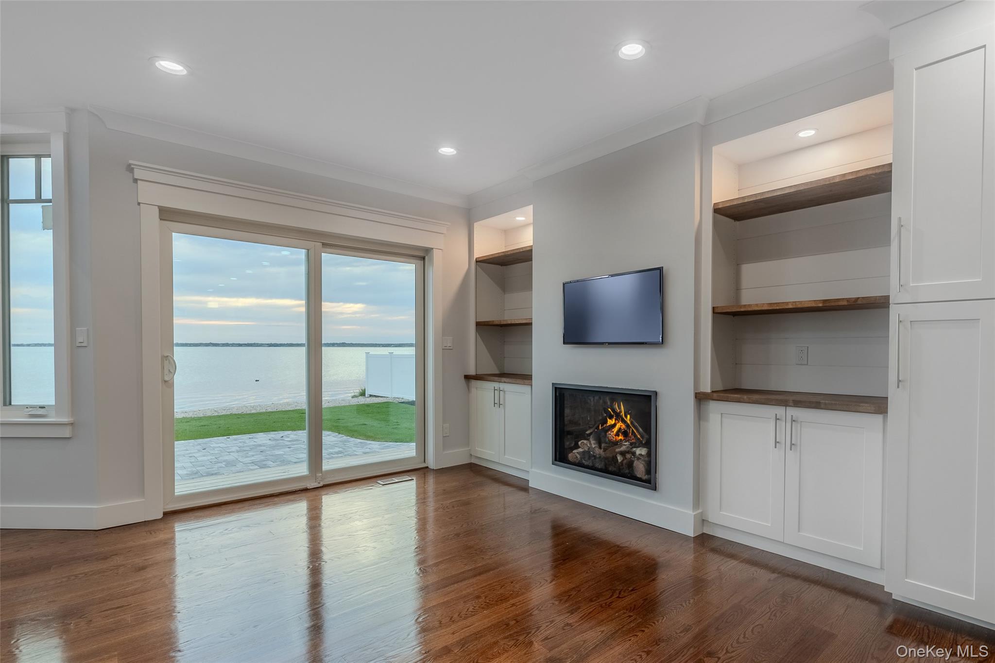 #18 photo, 72 Grandview Drive, 롱 아일랜드 Shirley , NY 11967