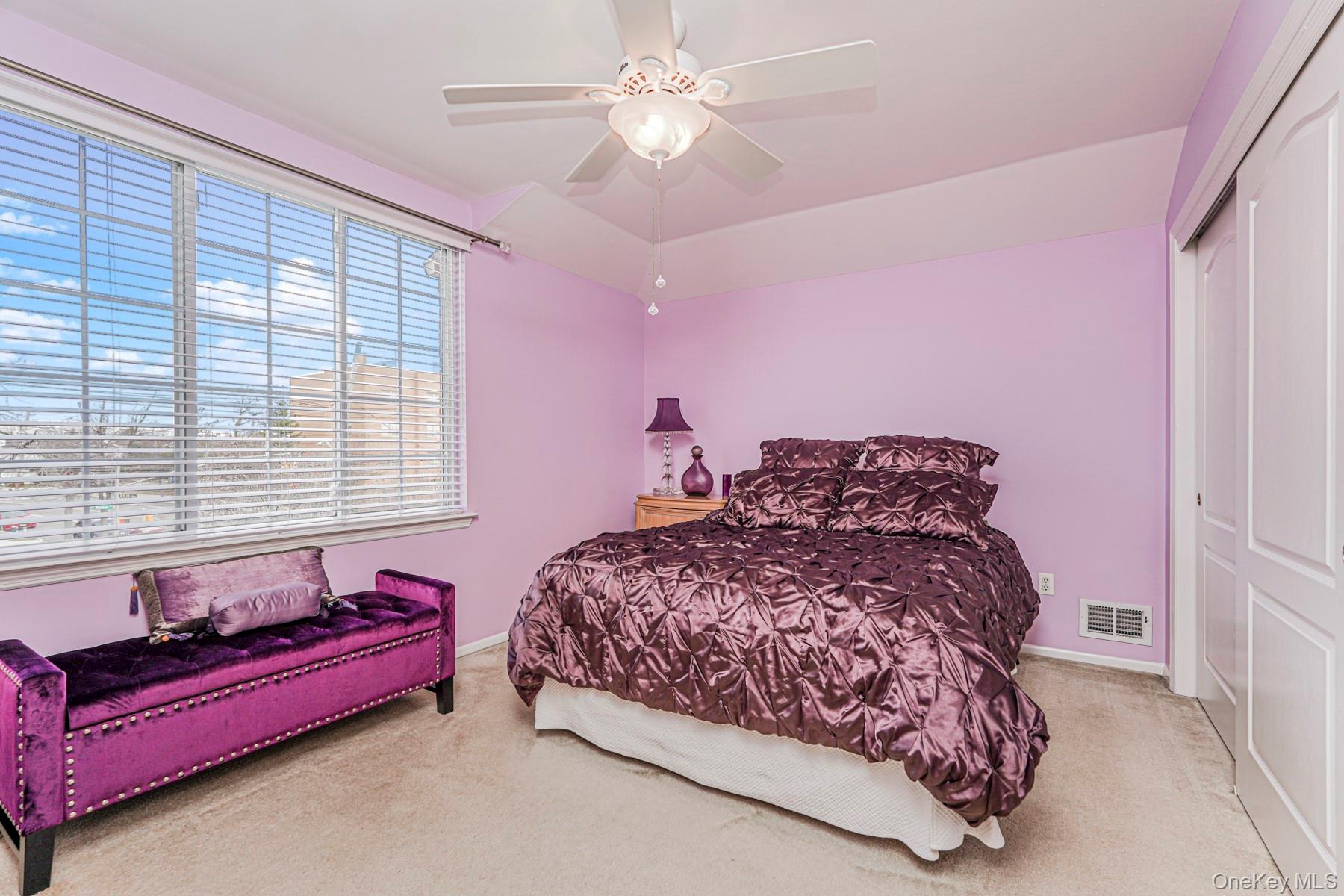 #14 photo, 10 Dunhill Lane, Staten Island , NY 10309