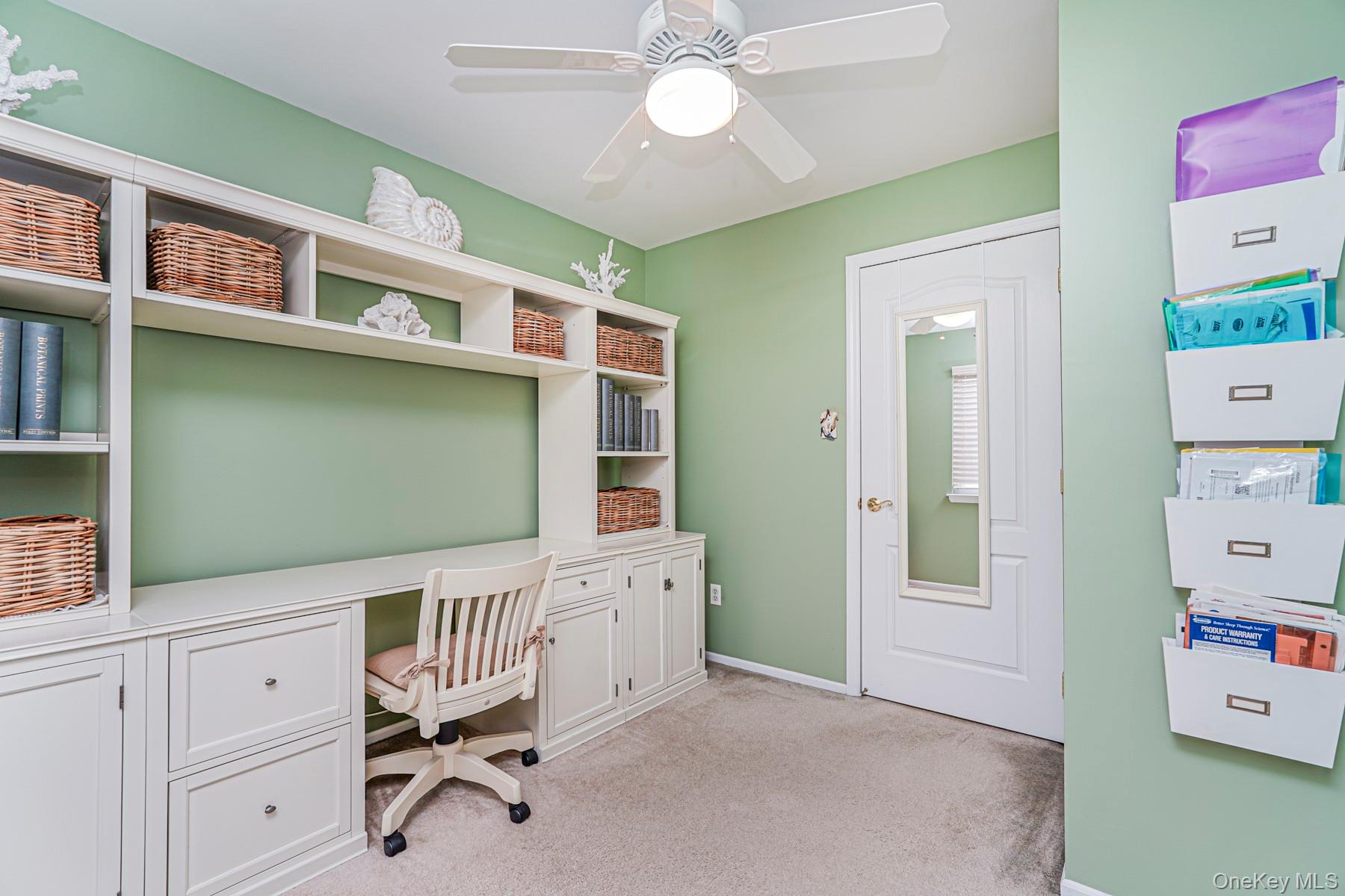 #16 photo, 10 Dunhill Lane, Staten Island , NY 10309