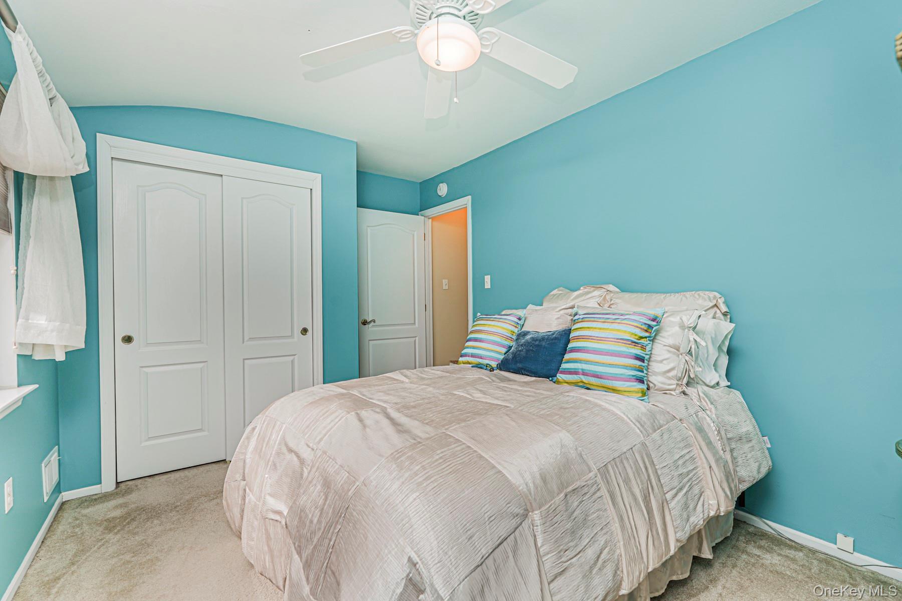 #19 photo, 10 Dunhill Lane, Staten Island , NY 10309