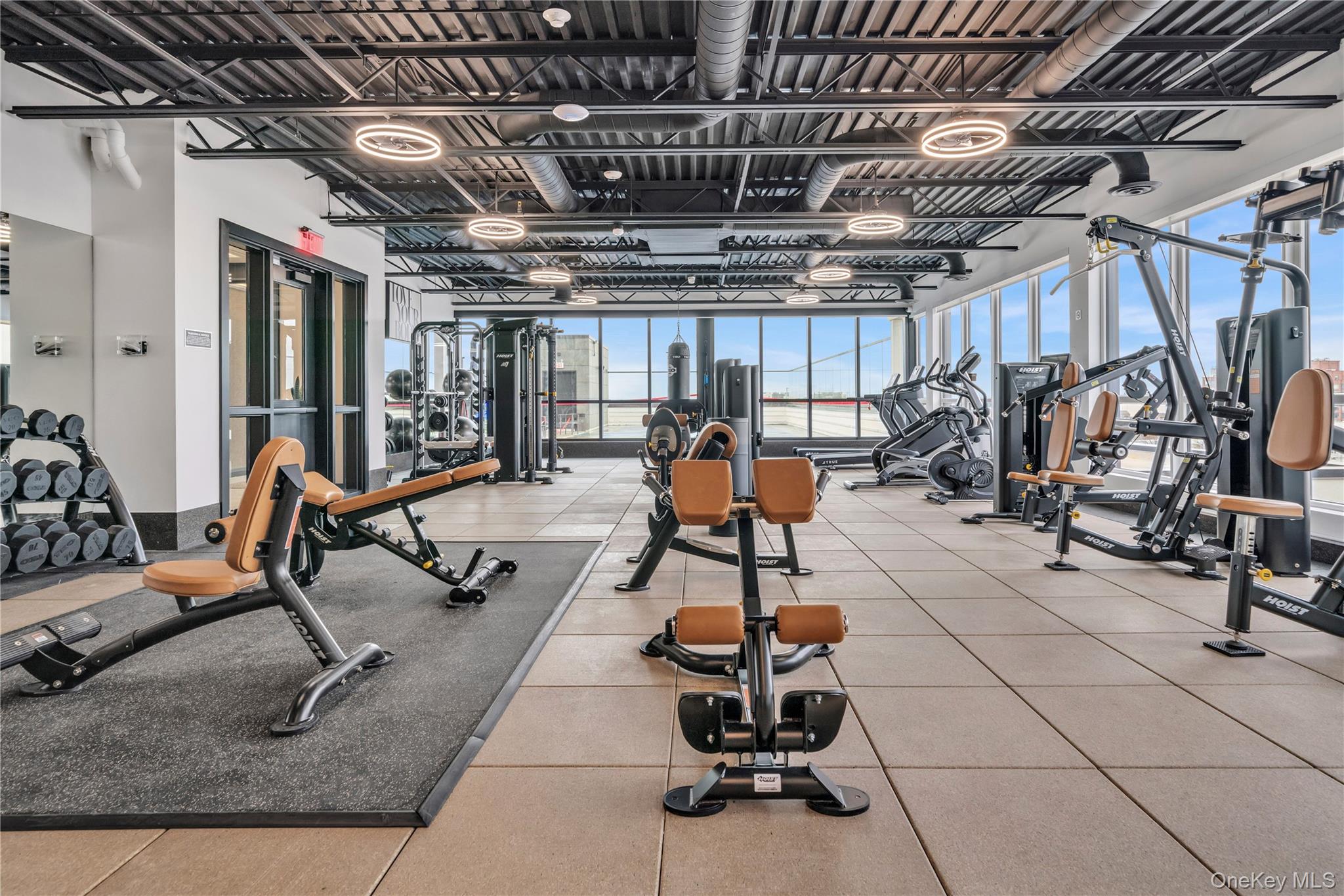 #4 photo, 101 Searing Avenue, নাসাউ কাউন্টি Mineola , NY 11501