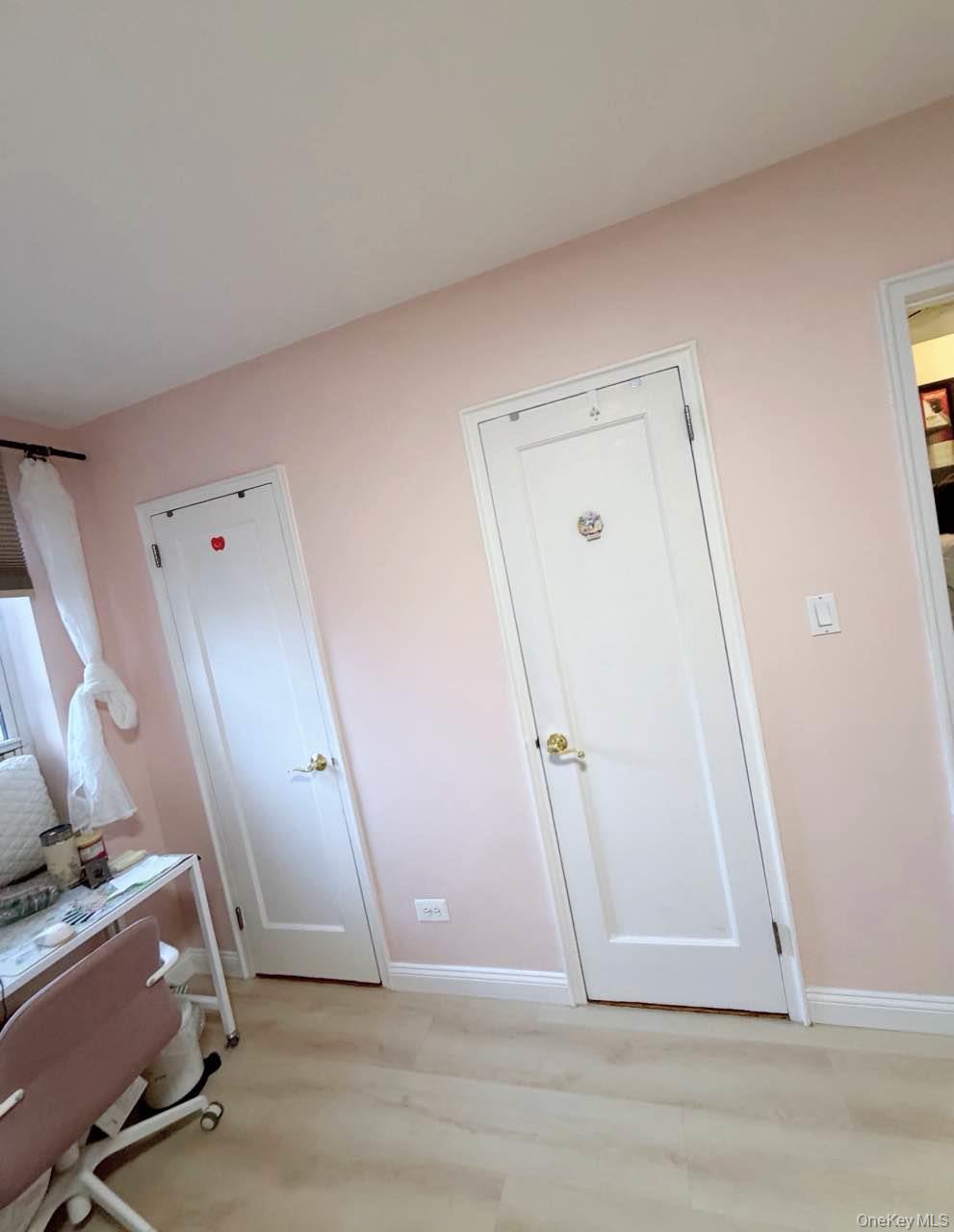 #11 photo, 12010 85th Avenue, কুইন্‌স Kew Gardens , NY 11415