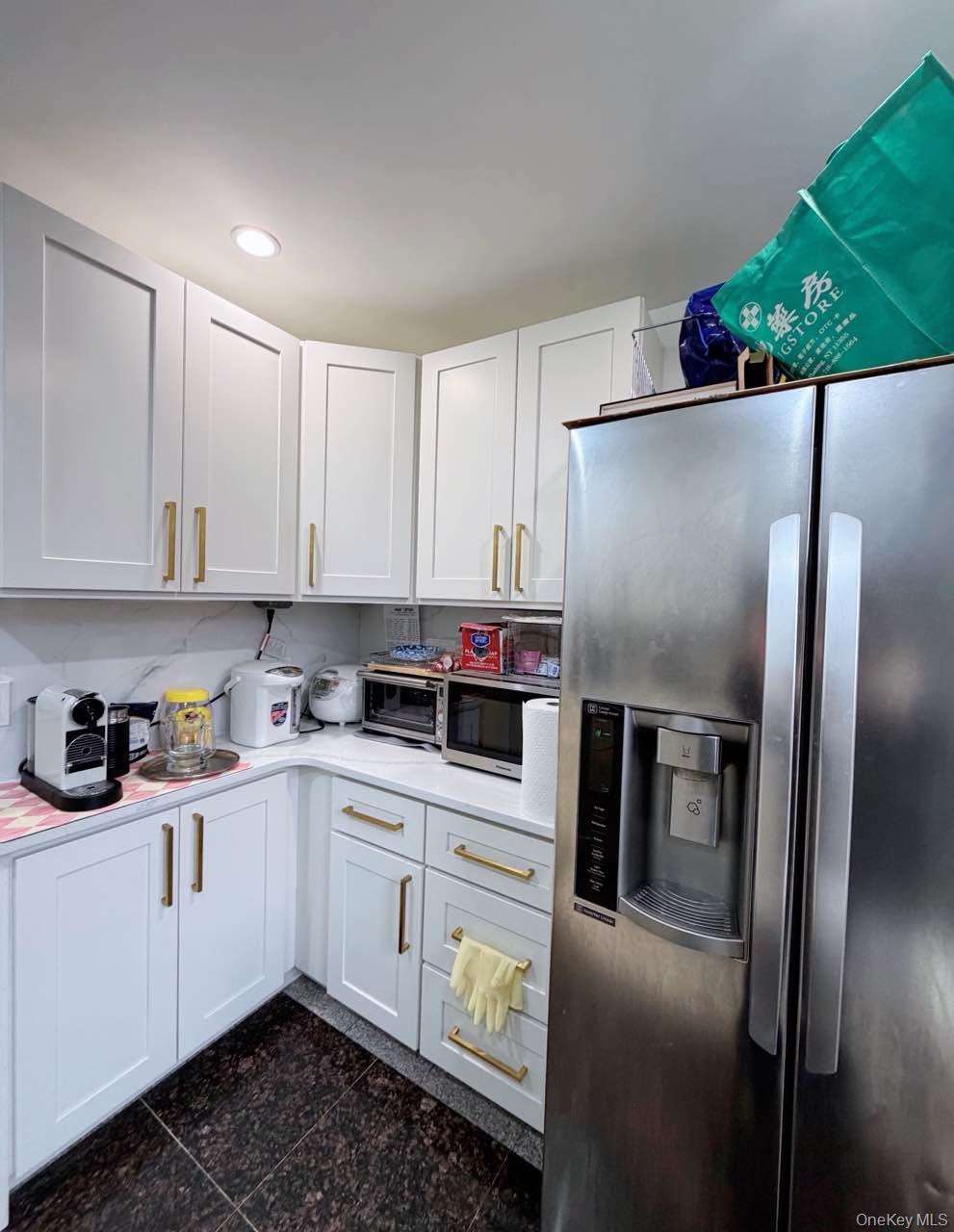 #3 photo, 12010 85th Avenue, কুইন্‌স Kew Gardens , NY 11415