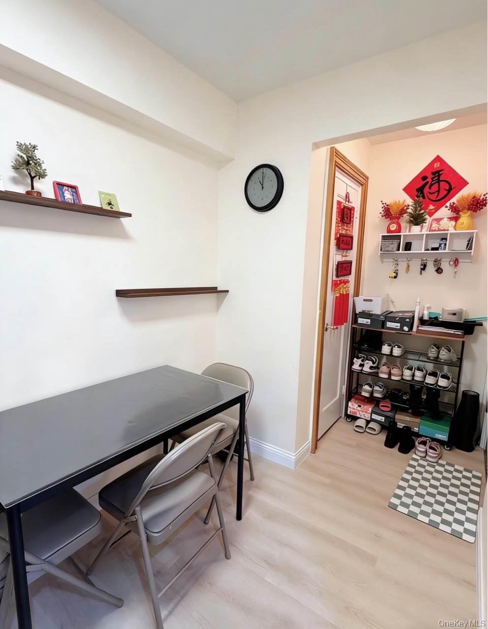 #4 photo, 12010 85th Avenue, কুইন্‌স Kew Gardens , NY 11415